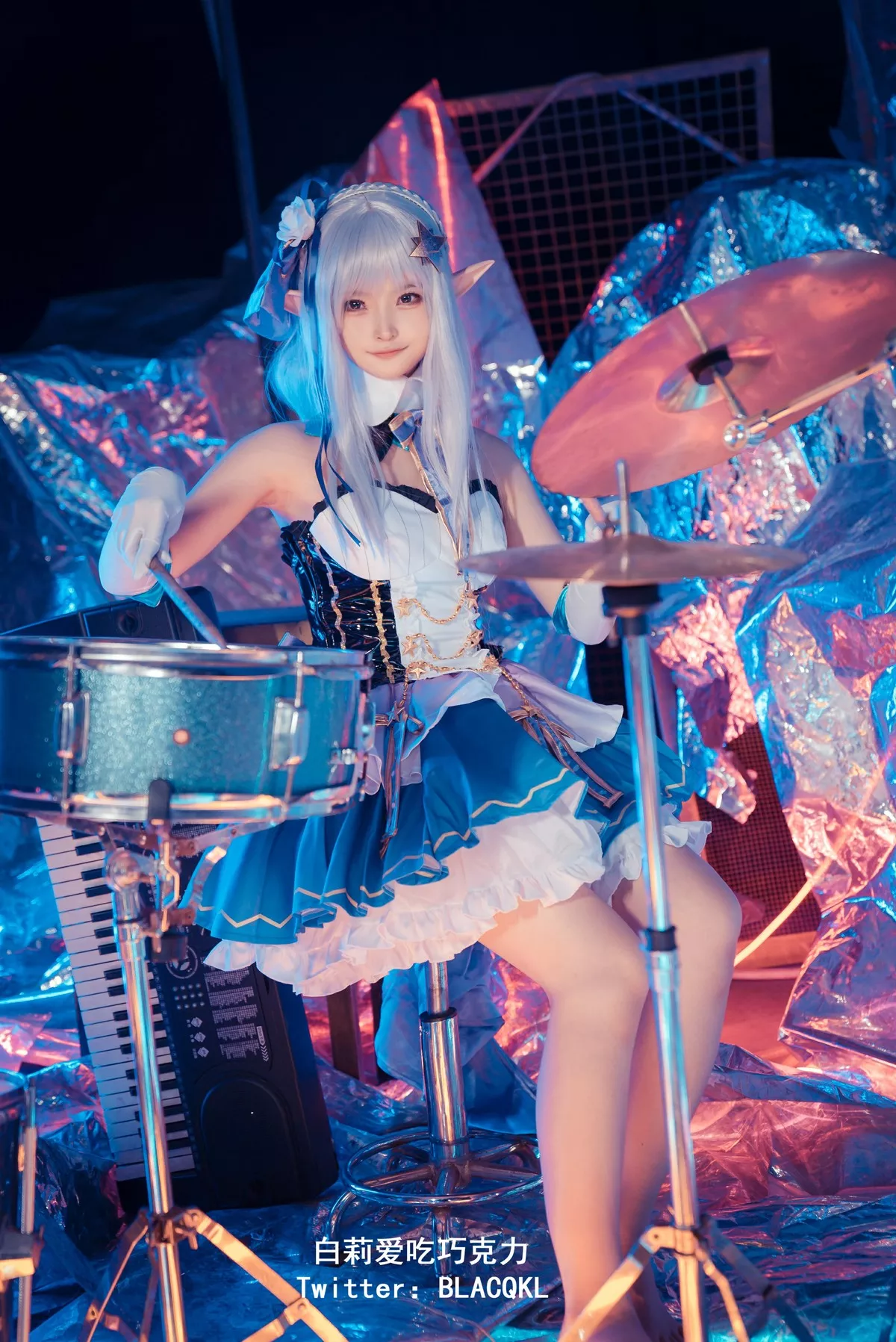 尤物 爱蜜莉雅 白莉爱吃巧克力 福利 Cosplay