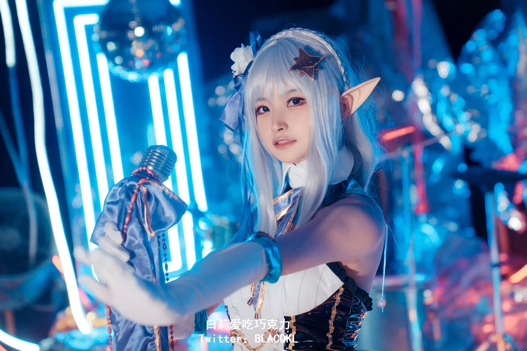 尤物 爱蜜莉雅 白莉爱吃巧克力 福利 Cosplay