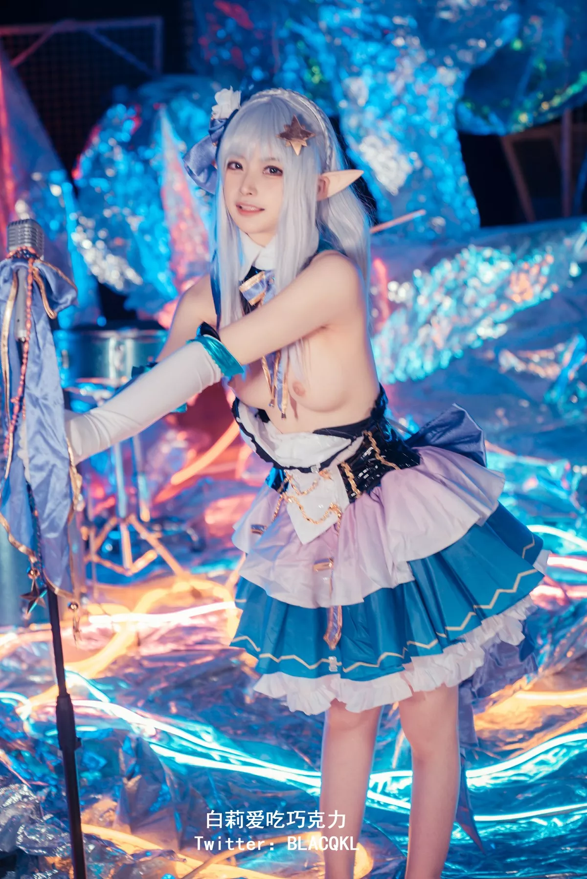 尤物 爱蜜莉雅 白莉爱吃巧克力 福利 Cosplay