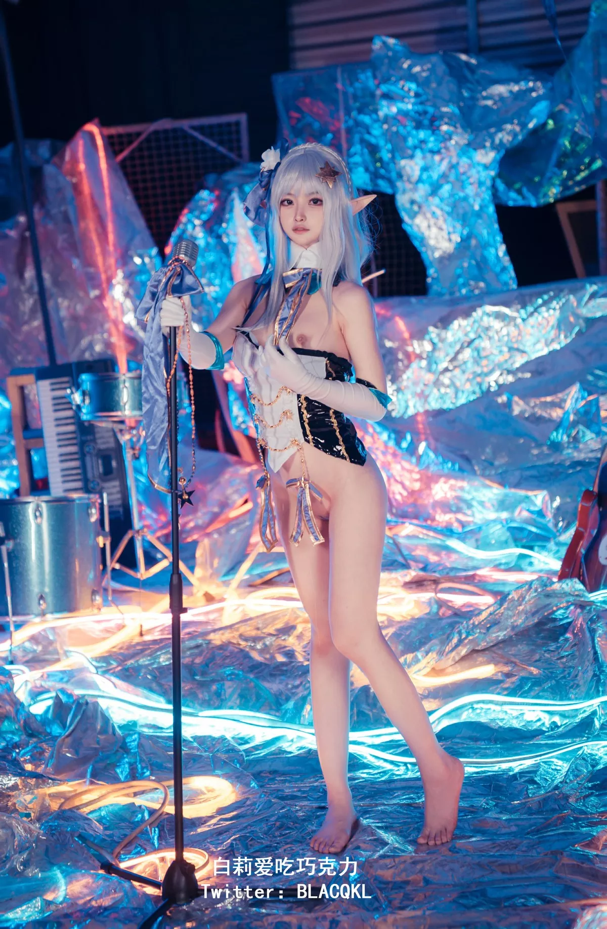 尤物 爱蜜莉雅 白莉爱吃巧克力 福利 Cosplay