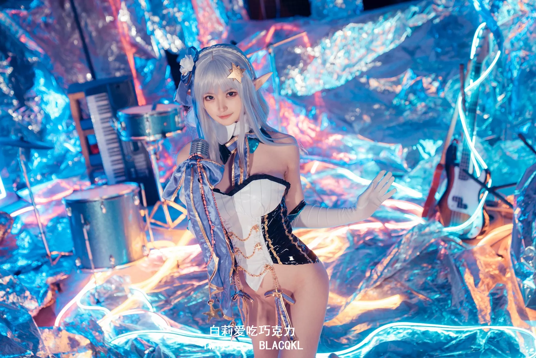 尤物 爱蜜莉雅 白莉爱吃巧克力 福利 Cosplay