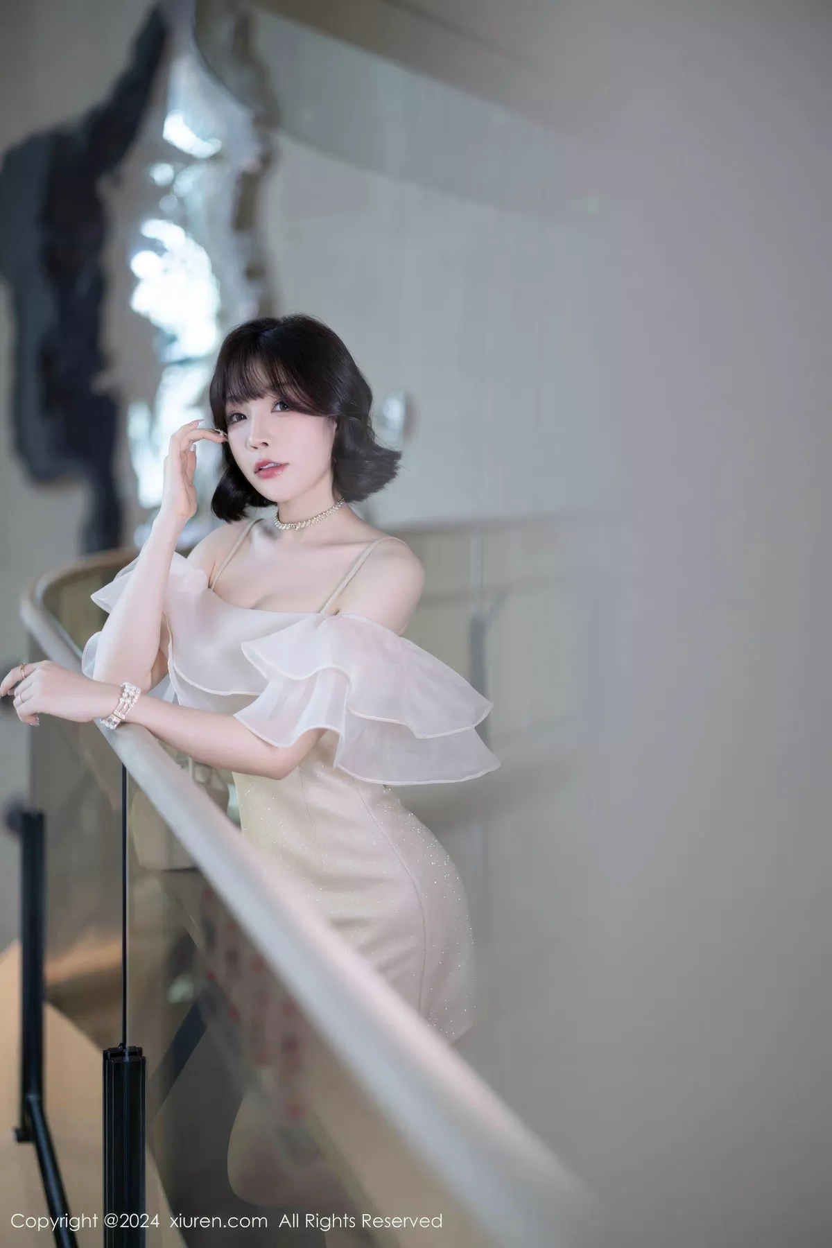 徐莉芝 风情 Vol.8917 美女 Booty 连衣短裙 黑色 迷人私房艺术图重设 浅色 性情内衣 【XIUREN秀人 网XiuRen】