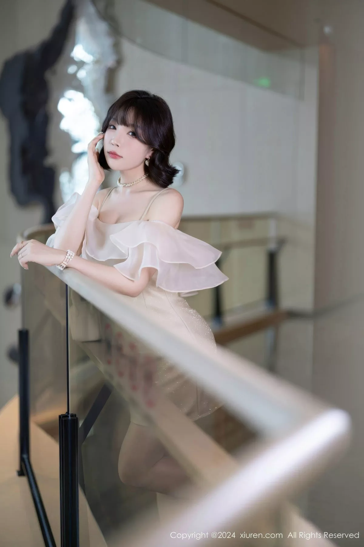 徐莉芝 风情 Vol.8917 美女 Booty 连衣短裙 黑色 迷人私房艺术图重设 浅色 性情内衣 【XIUREN秀人 网XiuRen】