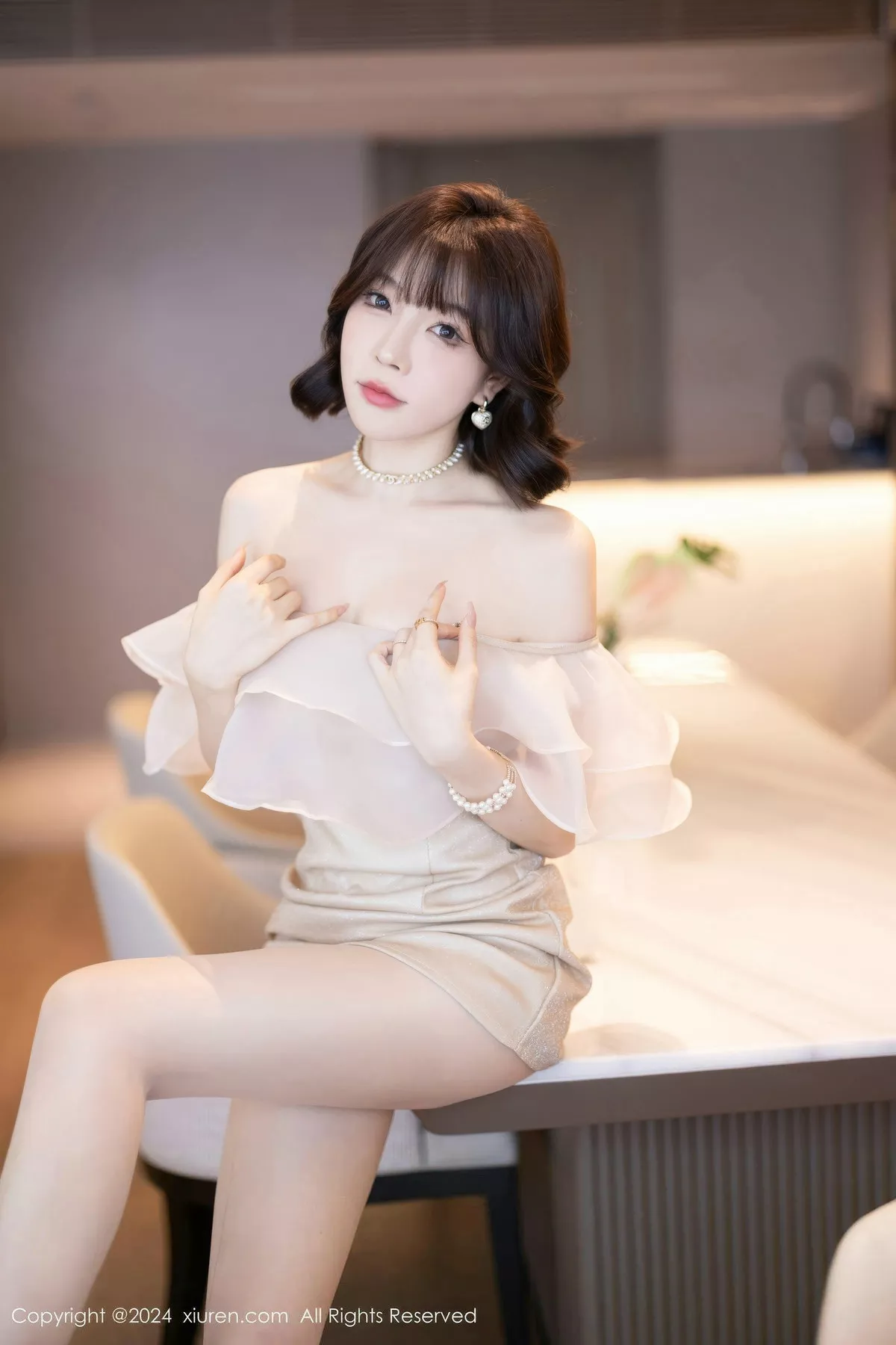 徐莉芝 风情 Vol.8917 美女 Booty 连衣短裙 黑色 迷人私房艺术图重设 浅色 性情内衣 【XIUREN秀人 网XiuRen】