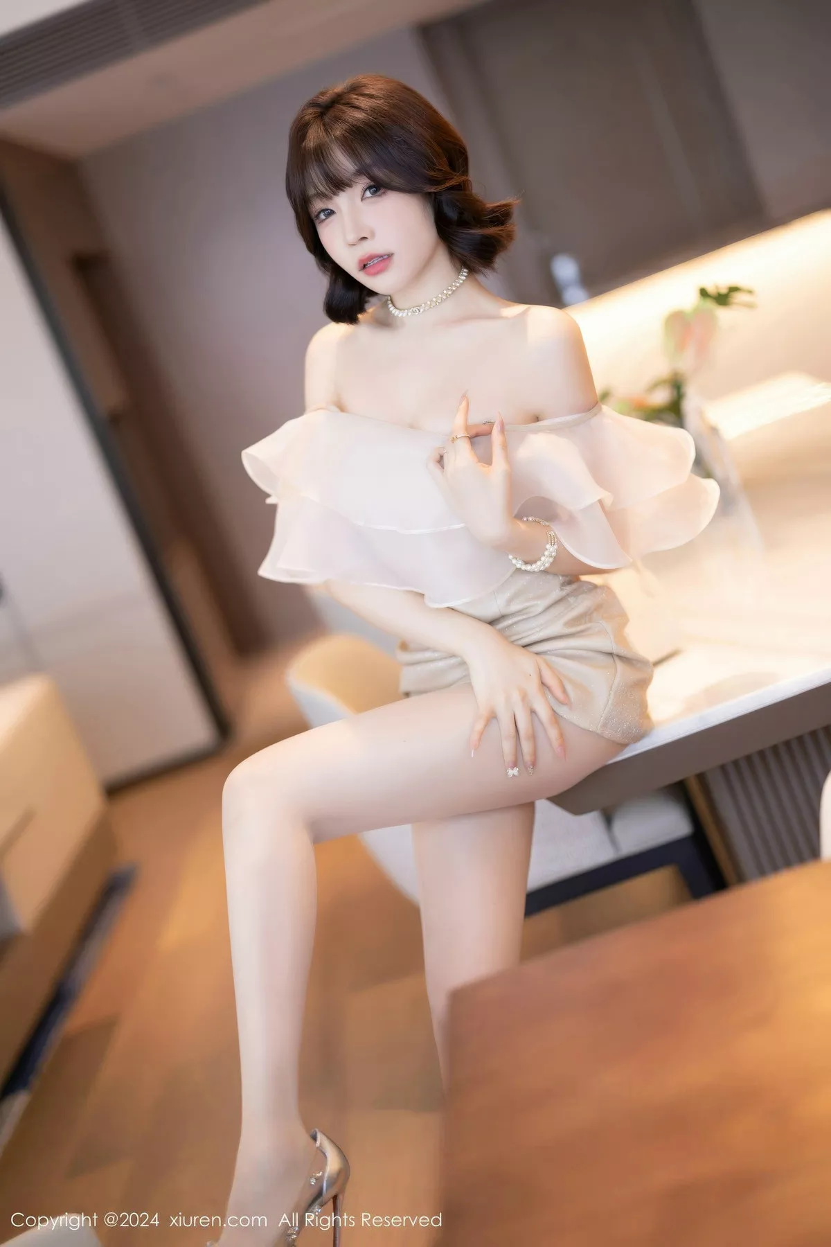 徐莉芝 风情 Vol.8917 美女 Booty 连衣短裙 黑色 迷人私房艺术图重设 浅色 性情内衣 【XIUREN秀人 网XiuRen】