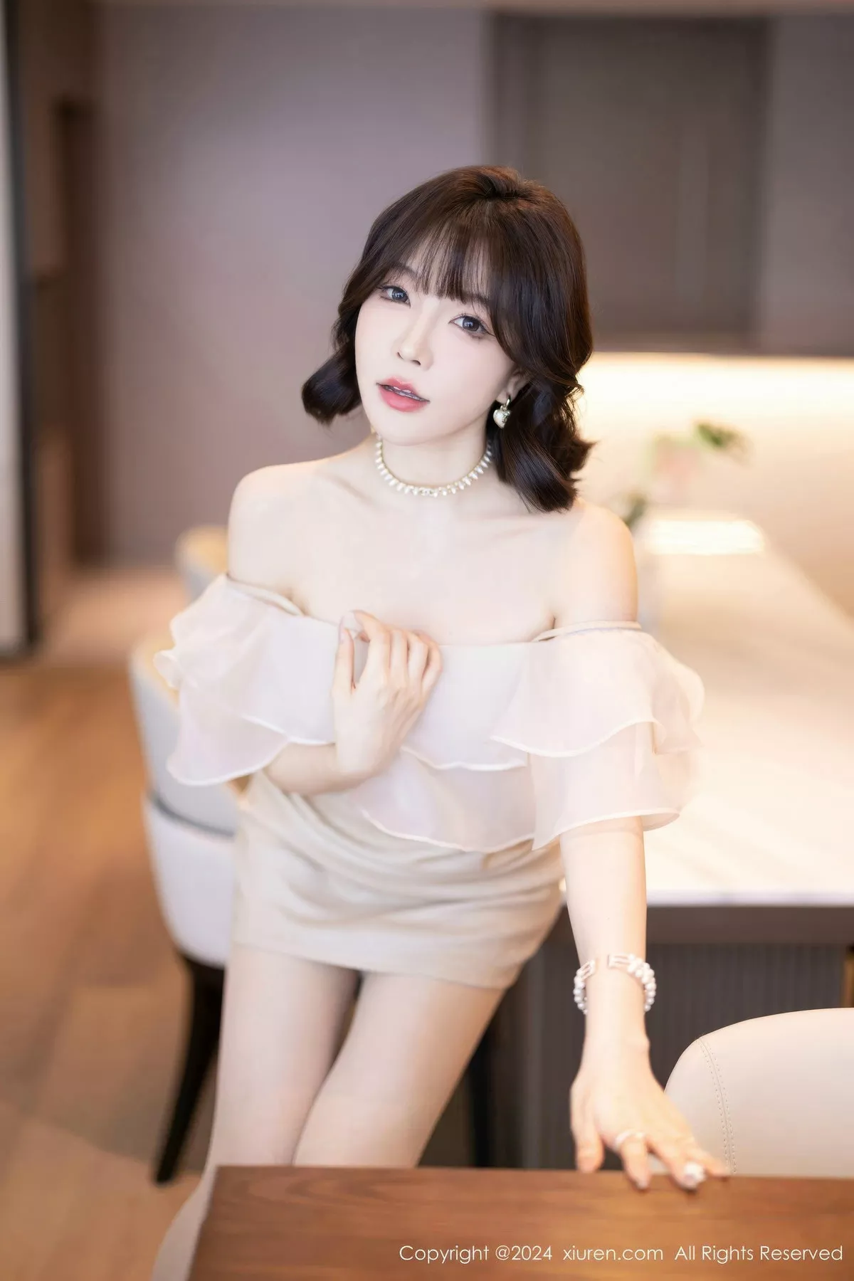 徐莉芝 风情 Vol.8917 美女 Booty 连衣短裙 黑色 迷人私房艺术图重设 浅色 性情内衣 【XIUREN秀人 网XiuRen】