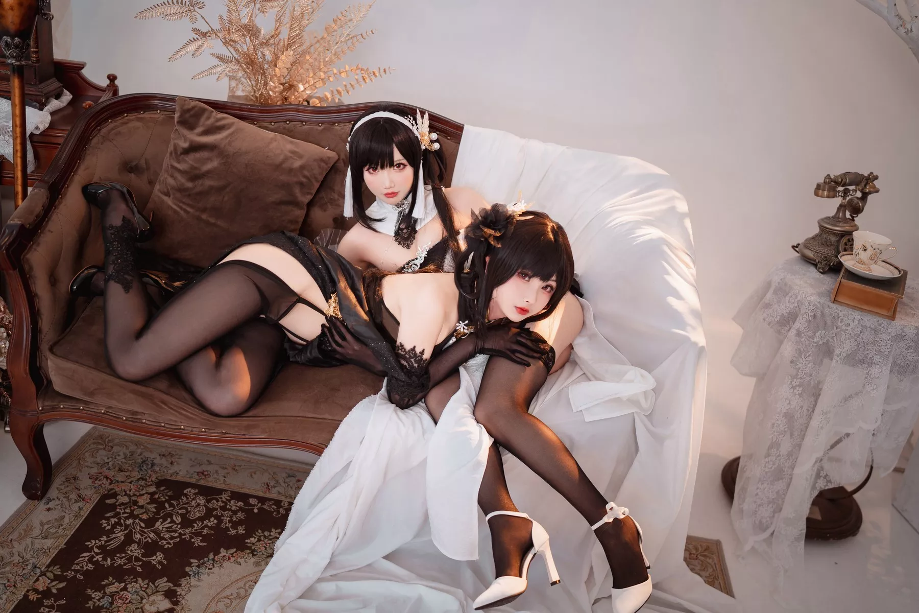 风骚 女神 密拍 双人 Cosplay 黑白镇海 Rioko 凉凉子