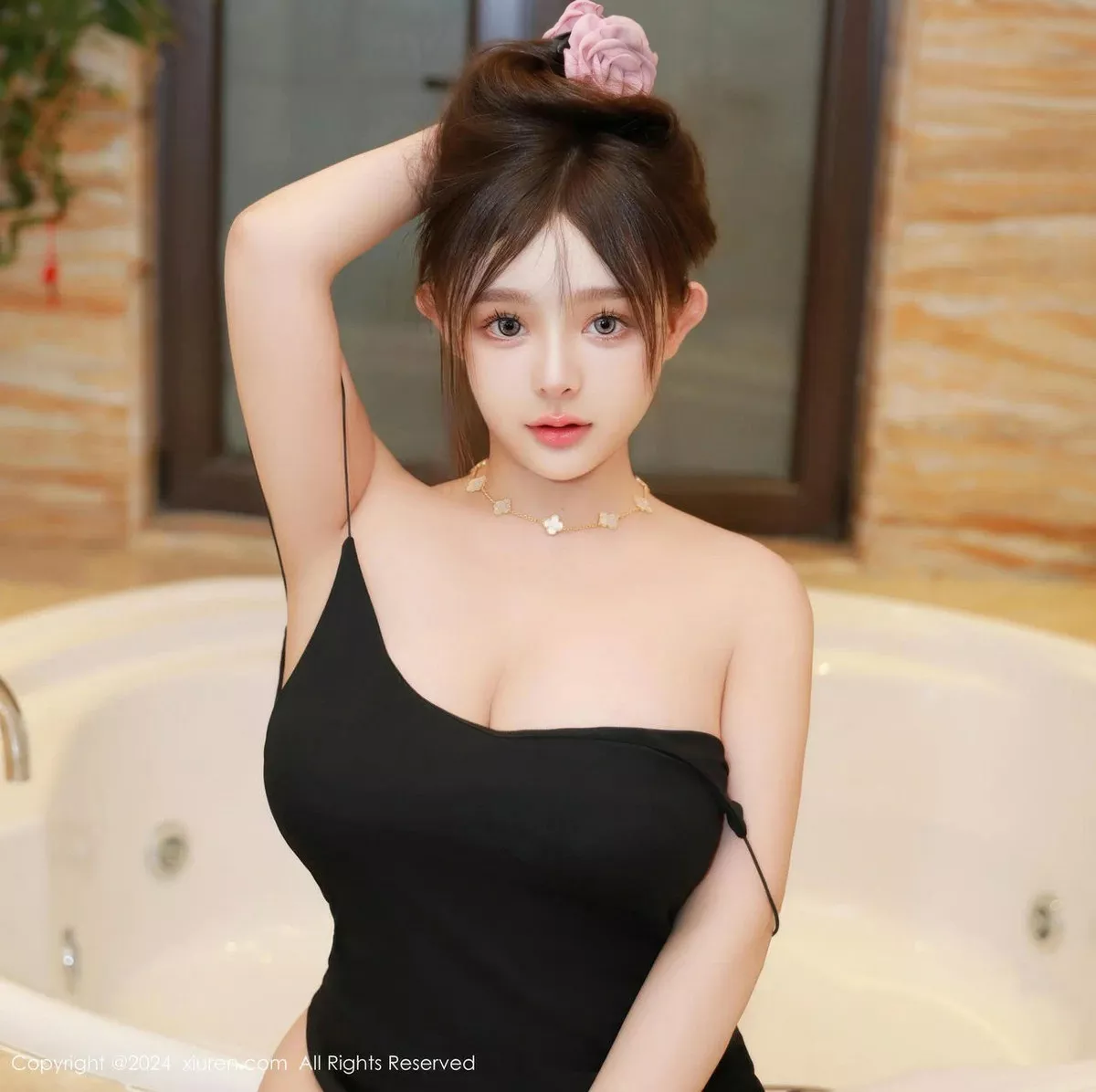 网XiuRen】 惹火着迷私摄重设 子yy 丽模 娜娜 妩媚 黑色丝袜袜 【秀人 黑色 吊带礼服 Vol.8911 秀巨奶肥臀