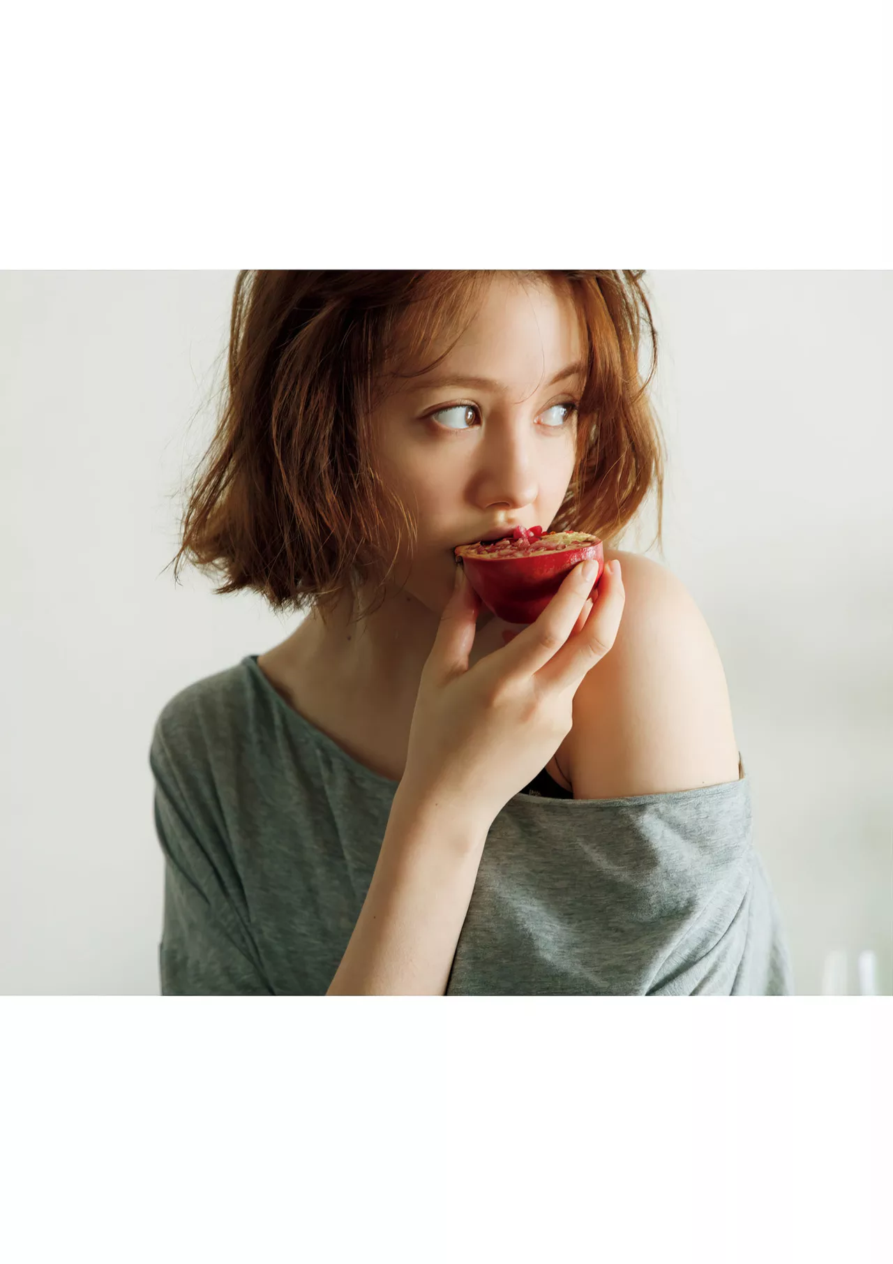Triendl Reina 全集修正 玲奈写真集 【あいまい】