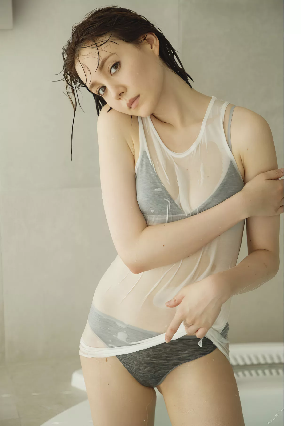 Triendl Reina 全集修正 玲奈写真集 【あいまい】