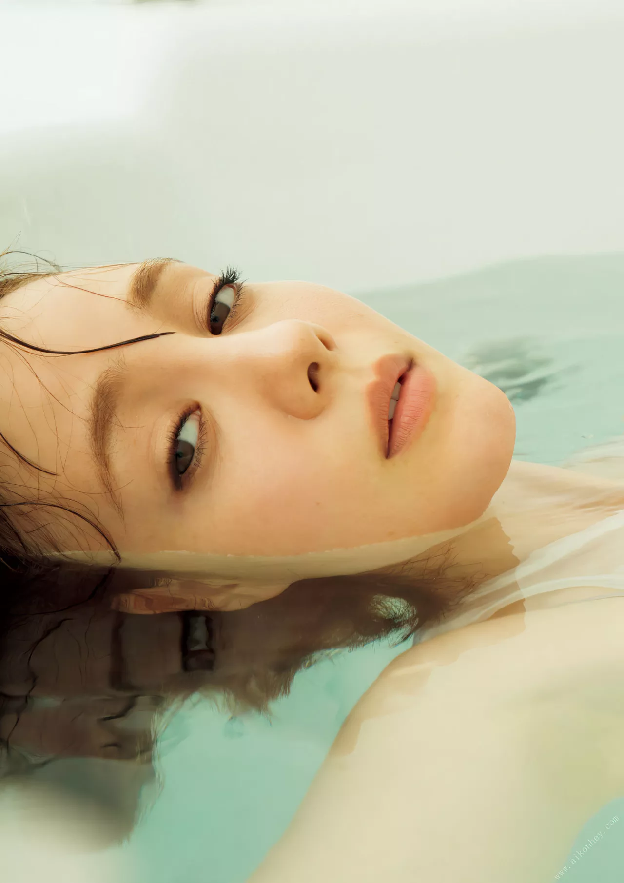 Triendl Reina 全集修正 玲奈写真集 【あいまい】