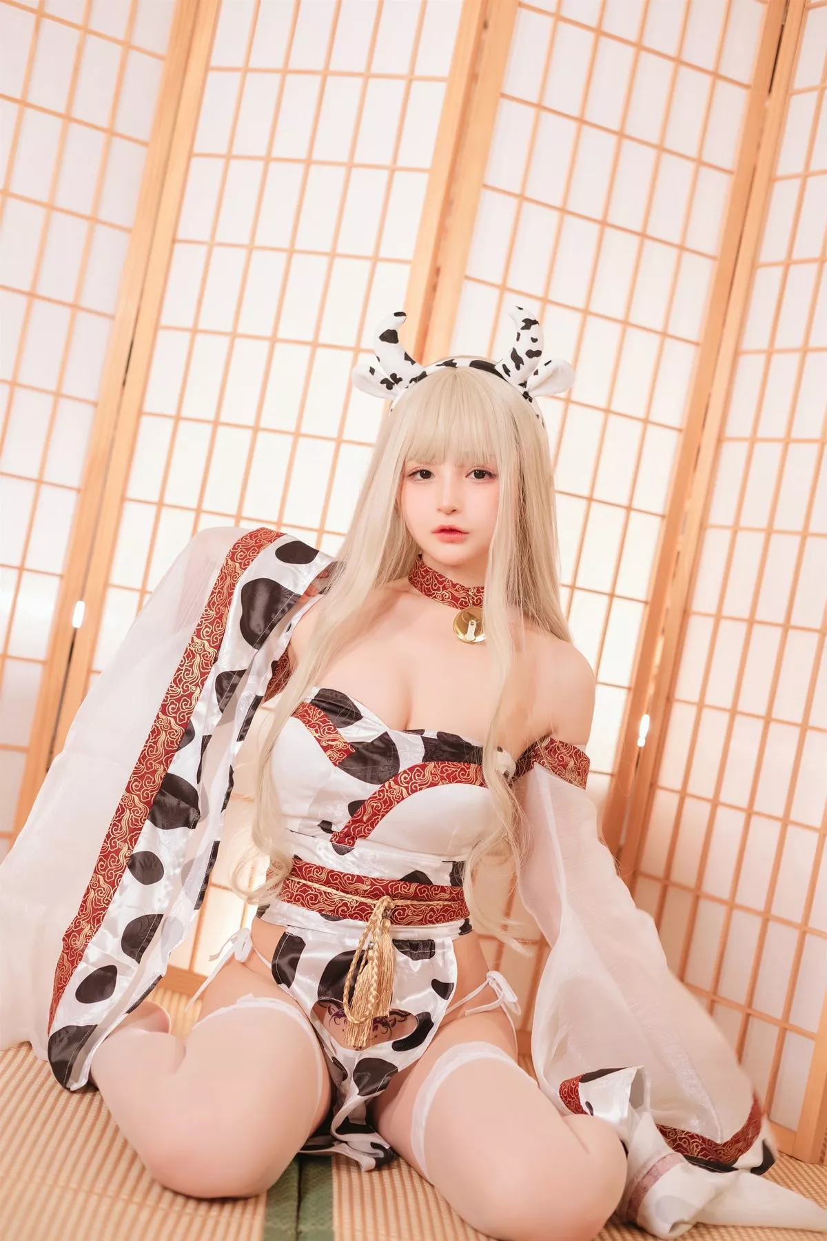�@井宁宁 迷人 私房 Cosplay 牛牛子和服 佳人