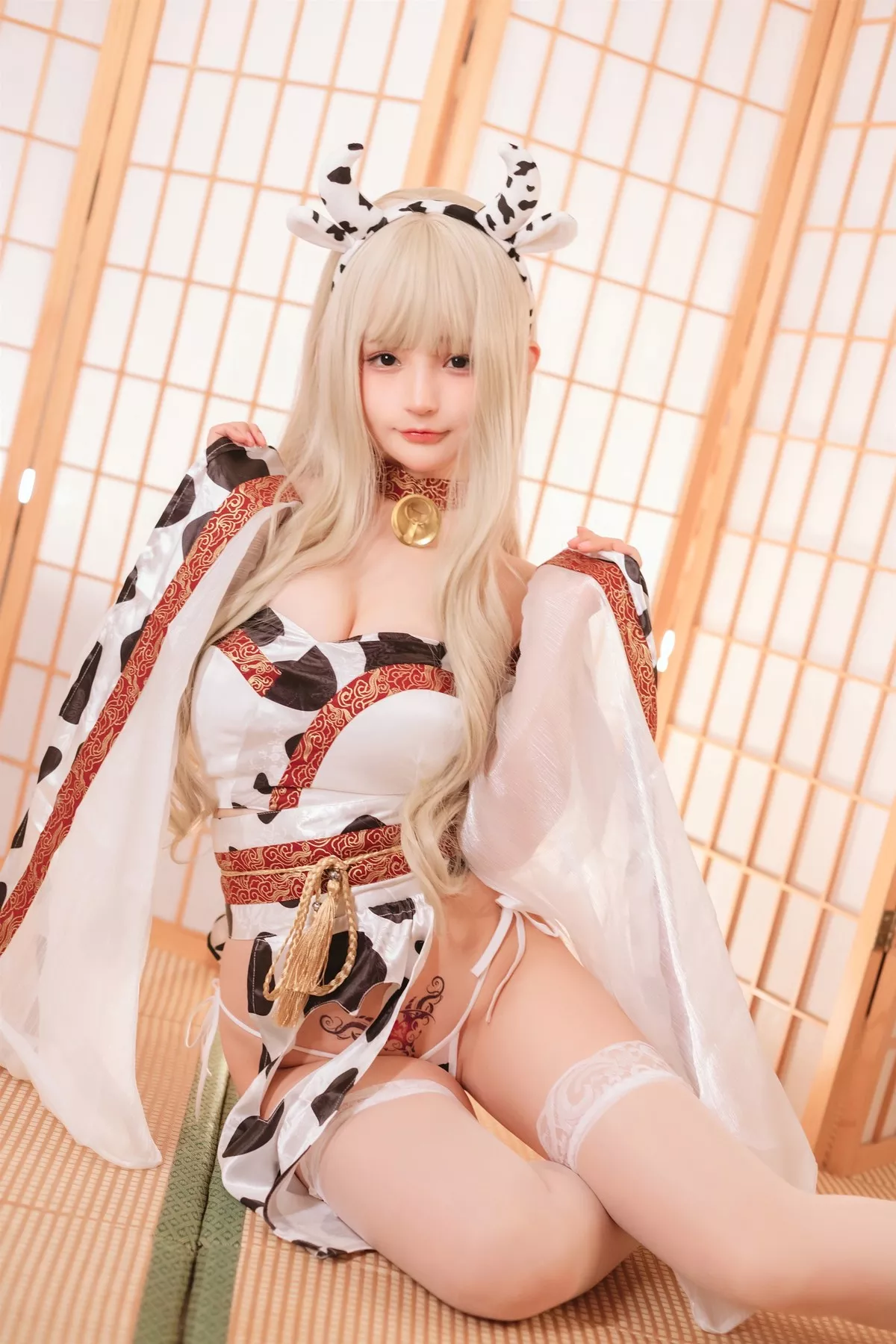 �@井宁宁 迷人 私房 Cosplay 牛牛子和服 佳人
