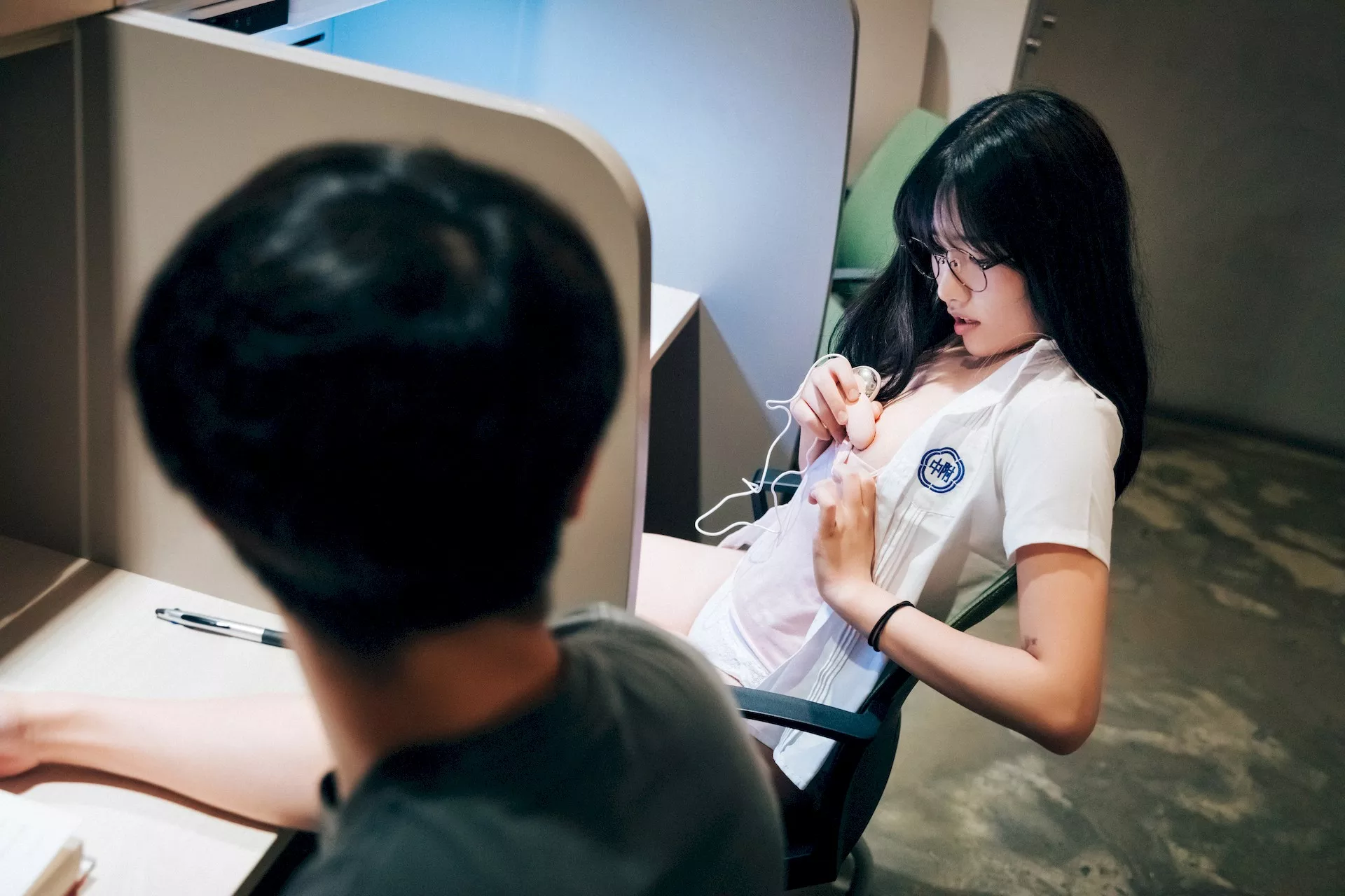 艺术图】 【Loozy 艺术图 淫惰女生 韩国 尤物 韩国 Reading 尤物 Room Sonson 全集修正