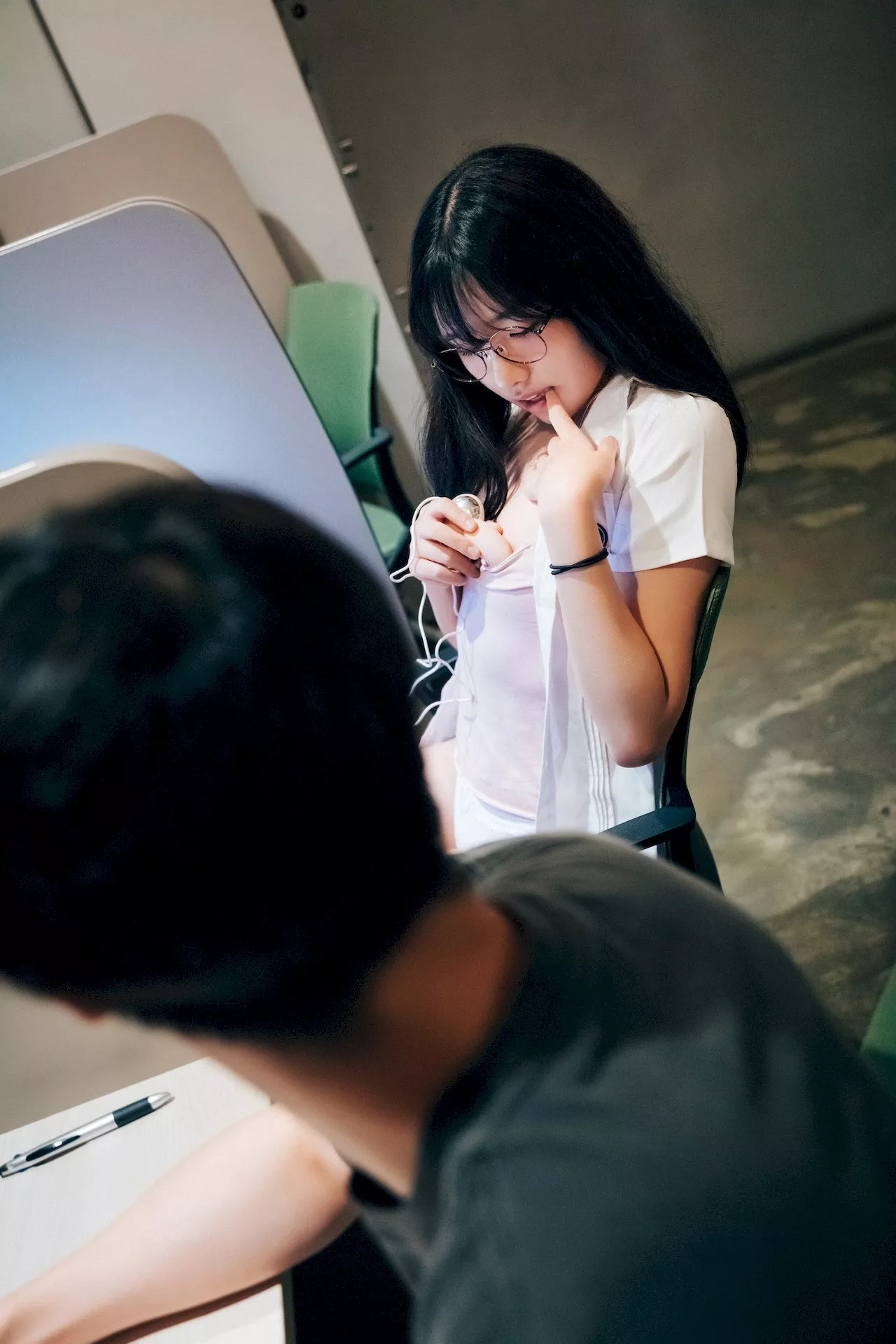 艺术图】 【Loozy 艺术图 淫惰女生 韩国 尤物 韩国 Reading 尤物 Room Sonson 全集修正