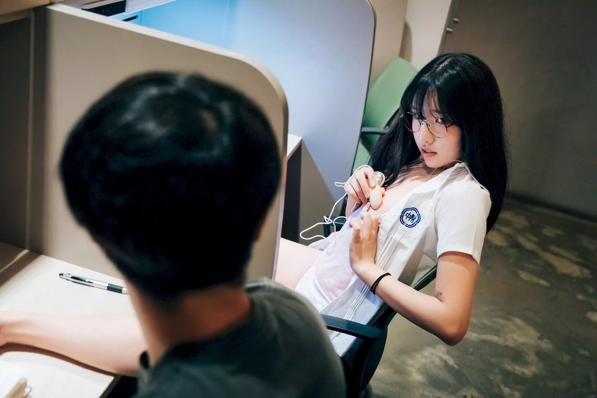 艺术图】 【Loozy 艺术图 淫惰女生 韩国 尤物 韩国 Reading 尤物 Room Sonson 全集修正