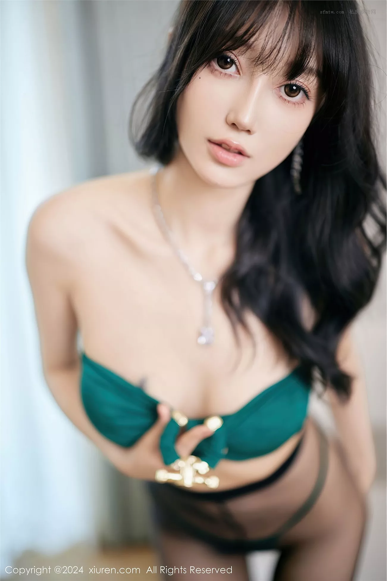 Vol.8772 【秀人XiuRen】优秀图相 �h儿�h
