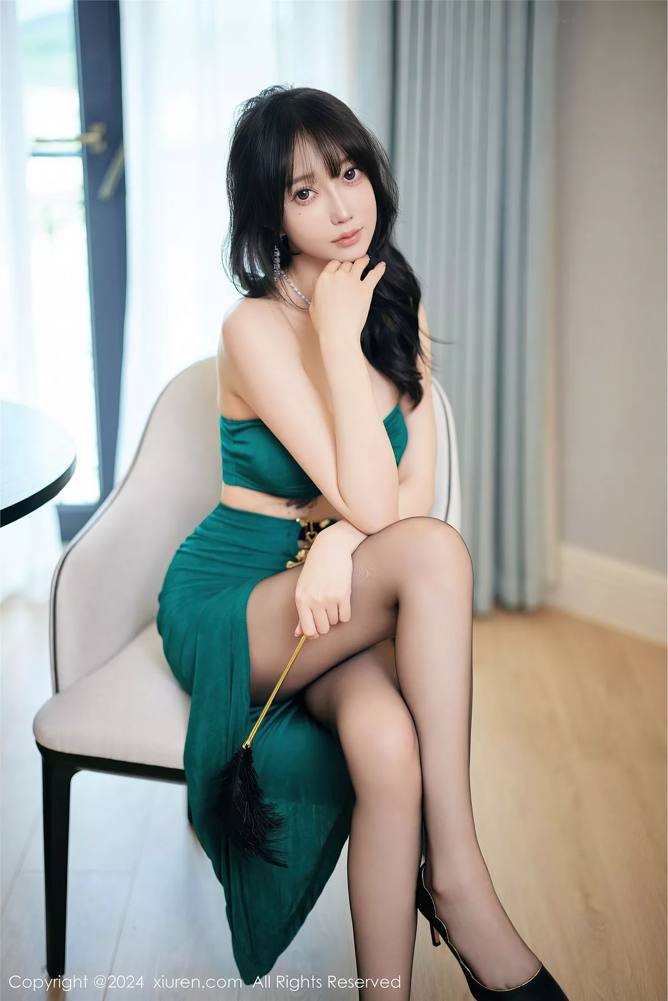 Vol.8772 【秀人XiuRen】优秀图相 �h儿�h