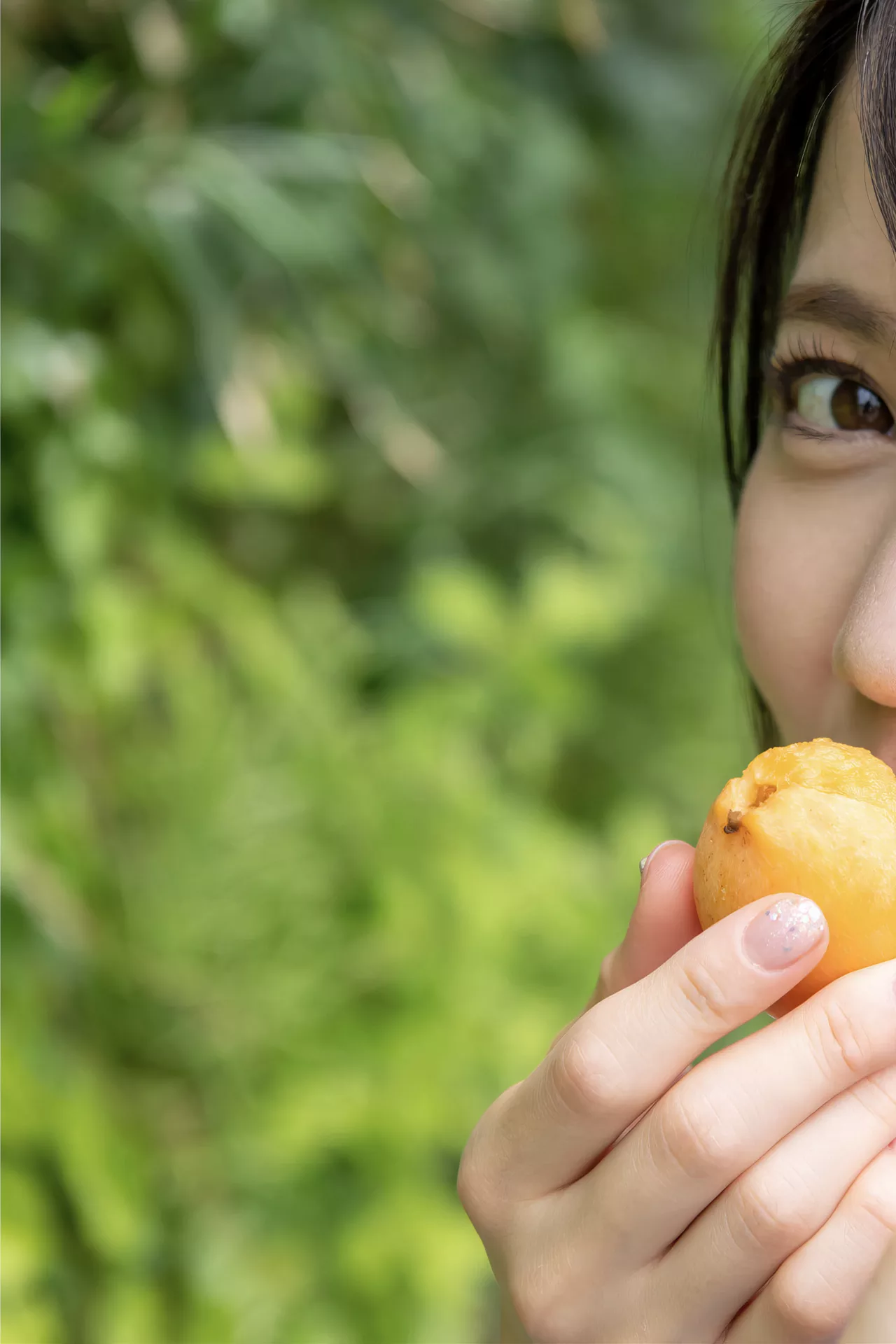 Minami 美学生と“完全主�Q”で过ごす写真集BEST 南まゆの恋人たち。 Mayu