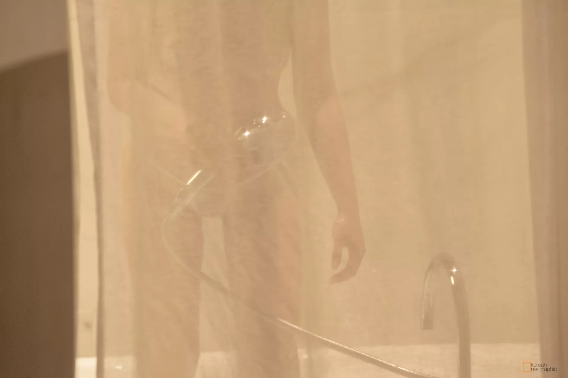 【Korean 南韩 a Shower (49P) 尤物 Taking Realgraphic 真实宝贝】 写真 Vol.46