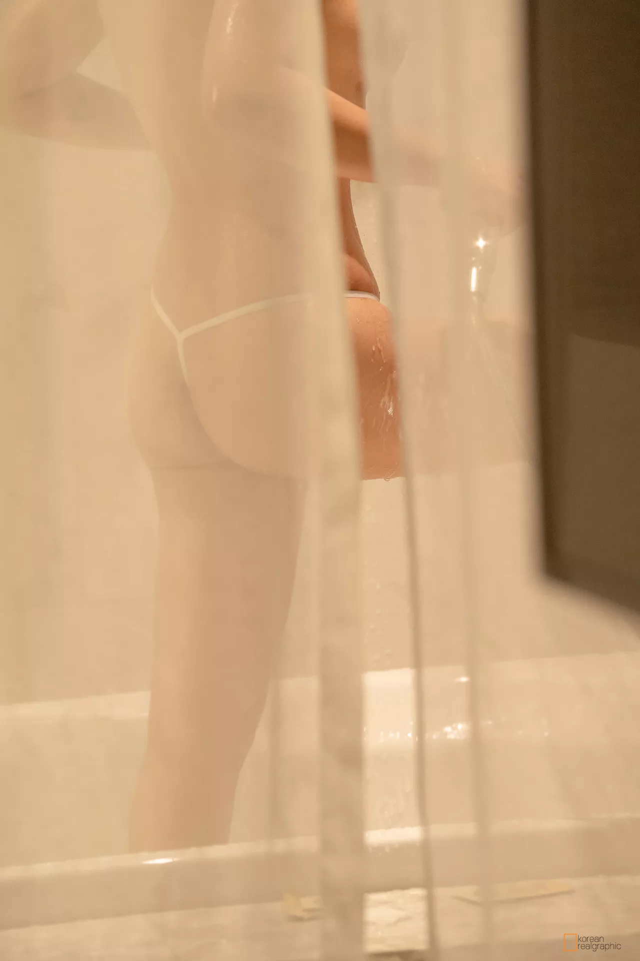 【Korean 南韩 a Shower (49P) 尤物 Taking Realgraphic 真实宝贝】 写真 Vol.46
