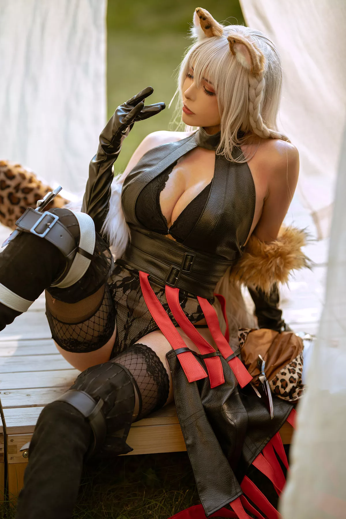 丽人 秋和柯基 Cosplay 莎拉 的骄傲 伊甸园