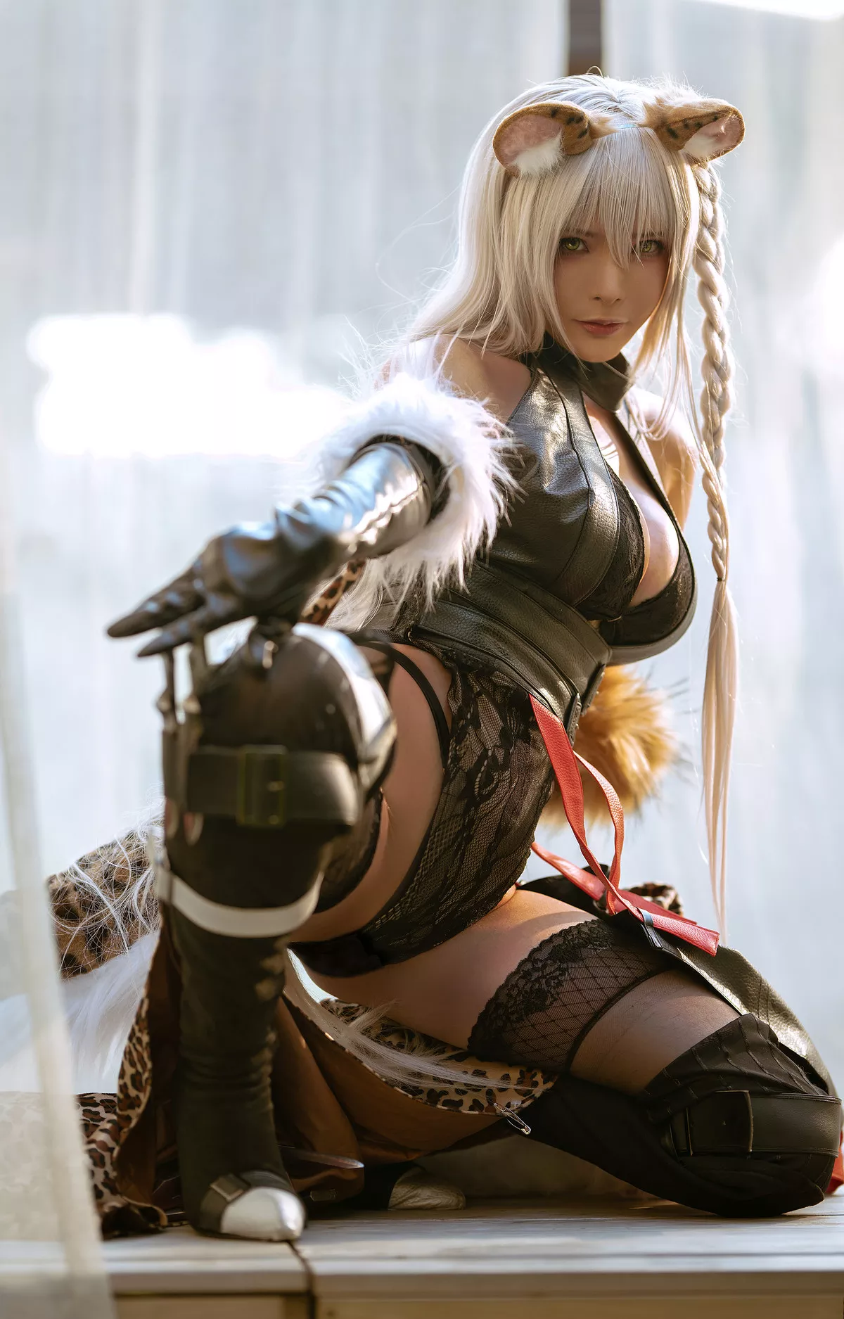 丽人 秋和柯基 Cosplay 莎拉 的骄傲 伊甸园