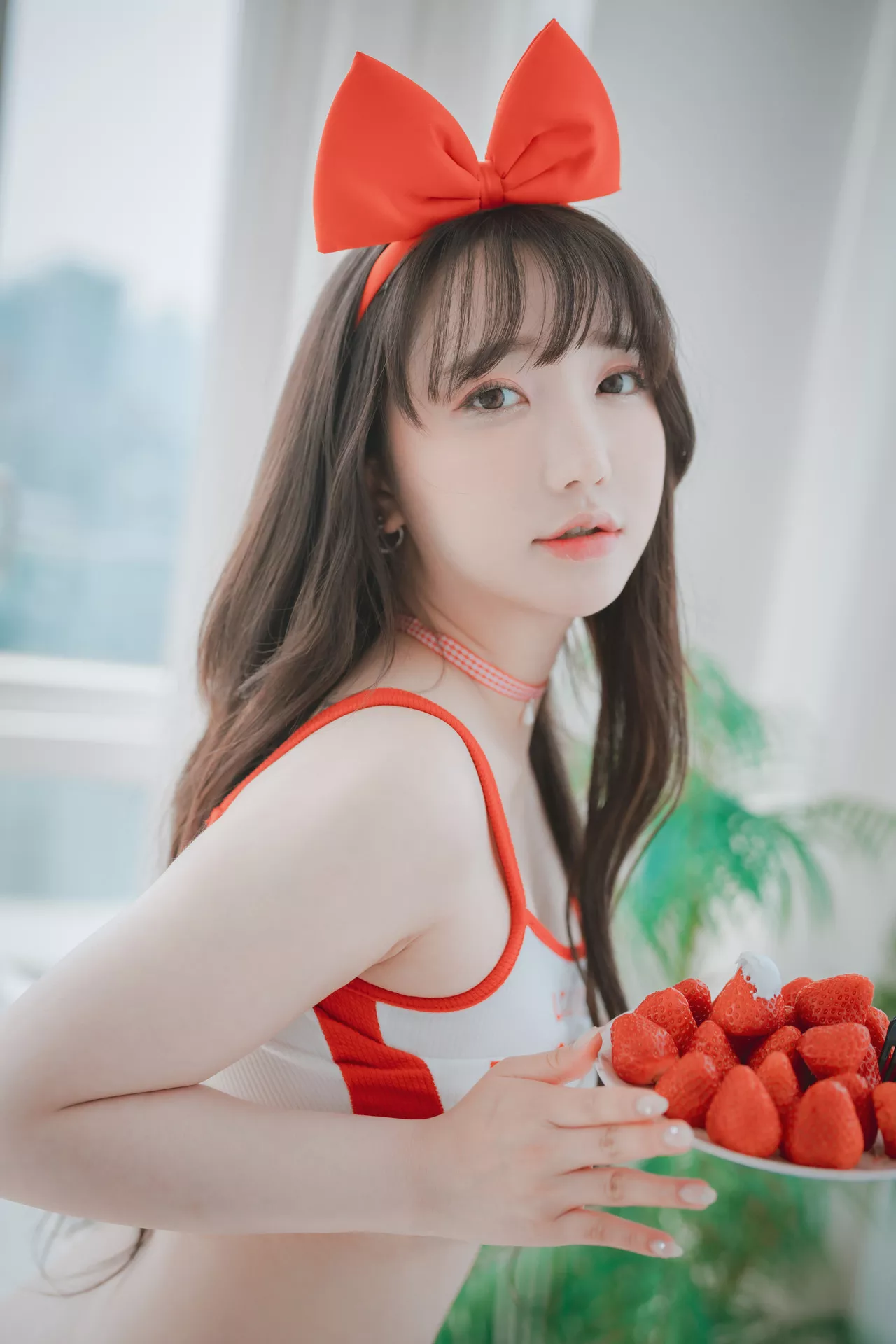 Yeeun【DJAWA 高丽 大佳玩】 Strawbeery 艳模 Son 写真 Girl 全集修正