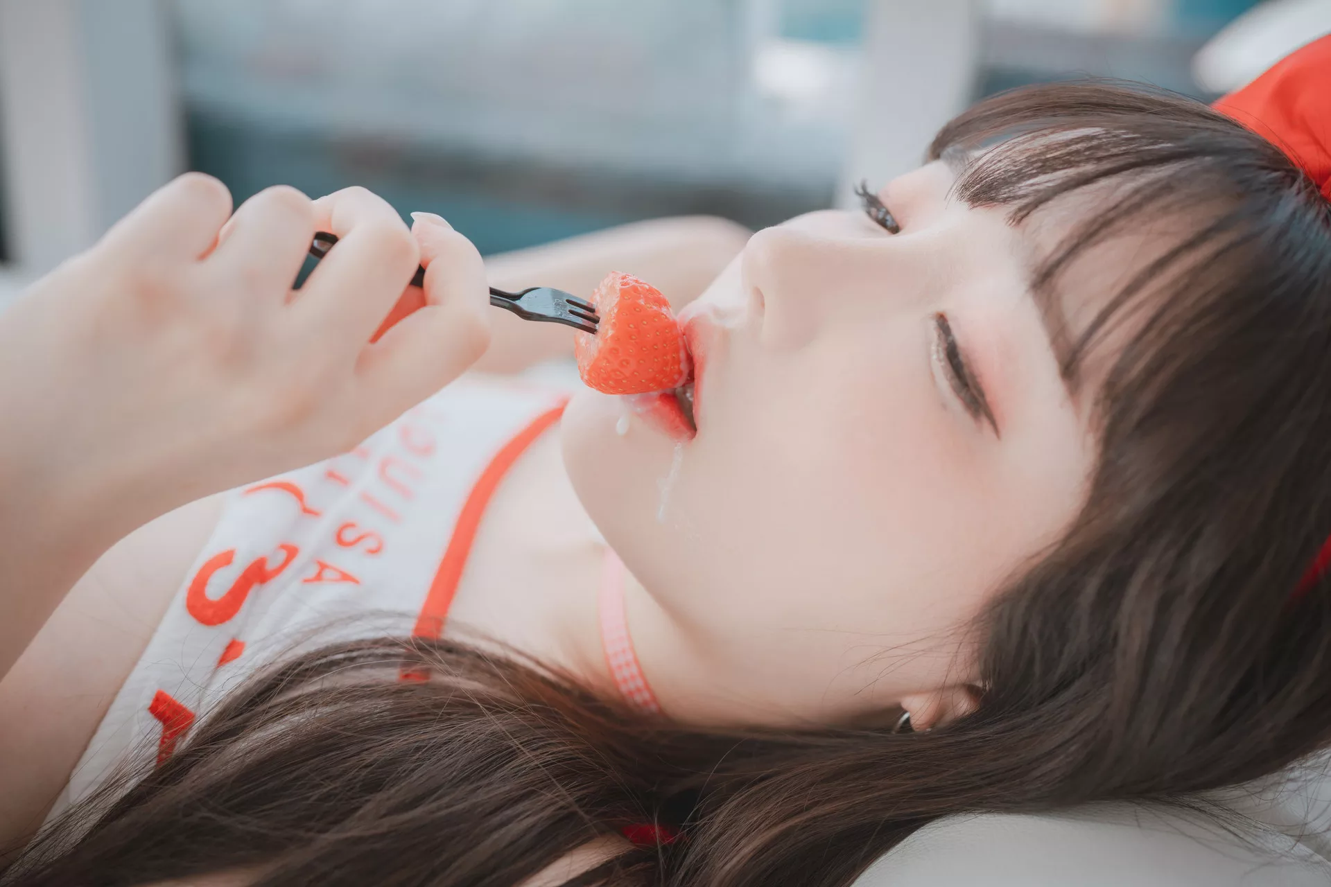 Yeeun【DJAWA 高丽 大佳玩】 Strawbeery 艳模 Son 写真 Girl 全集修正