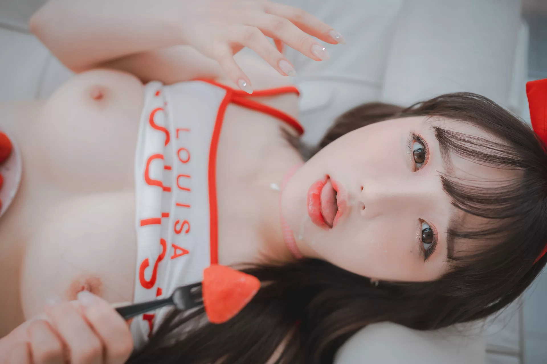 Yeeun【DJAWA 高丽 大佳玩】 Strawbeery 艳模 Son 写真 Girl 全集修正