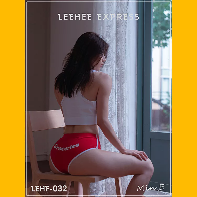 Min.E【LEEHEE 棒子 优秀 棒子 女神 LEHF (49P) 艺术图美图】 EXPRESS 艺术图 辣模 利熙快运 032