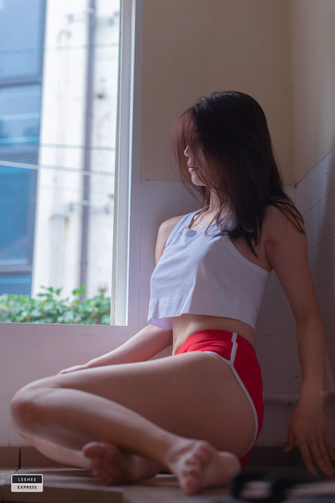 Min.E【LEEHEE 棒子 优秀 棒子 女神 LEHF (49P) 艺术图美图】 EXPRESS 艺术图 辣模 利熙快运 032