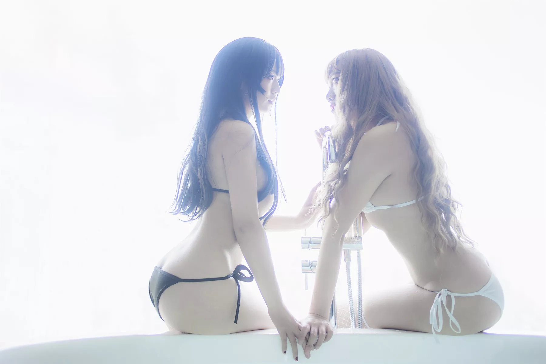 私摄 黑白配 小何正妹 Cosplay 美女 撩人