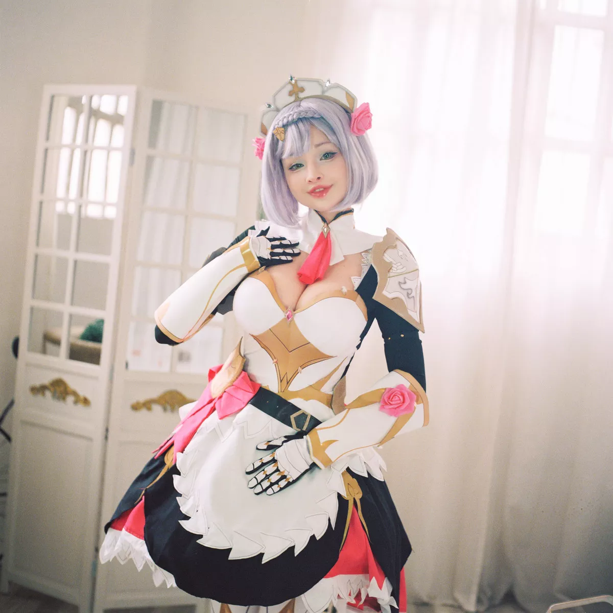 Genshin 尤物 Impact Rose 密拍 Noelle 迷人 Cosplay Hidori