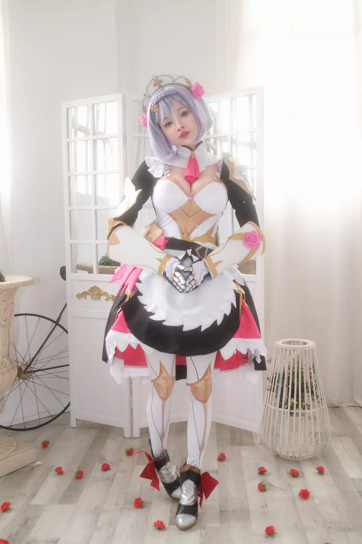 Genshin 尤物 Impact Rose 密拍 Noelle 迷人 Cosplay Hidori