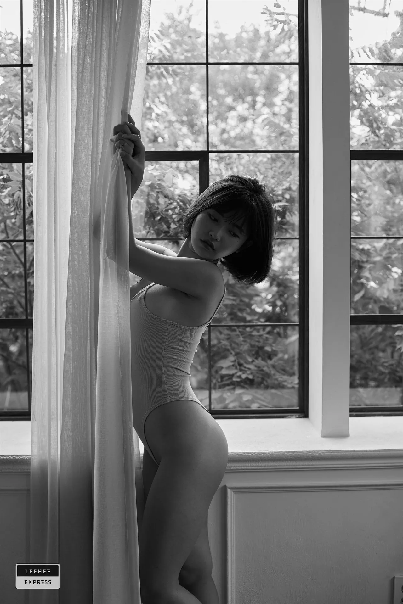 超清 高丽 写真 利熙快运 美人 EXPRESS 034B 高丽 模特 写真组图】 U.Hwa【LEEHEE (53P) LEHF