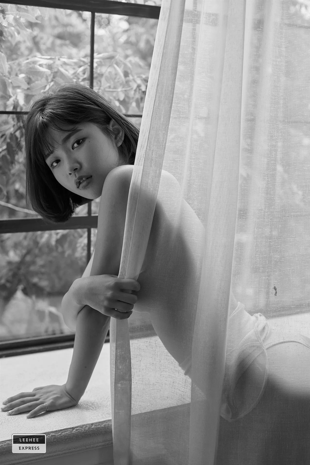 超清 高丽 写真 利熙快运 美人 EXPRESS 034B 高丽 模特 写真组图】 U.Hwa【LEEHEE (53P) LEHF
