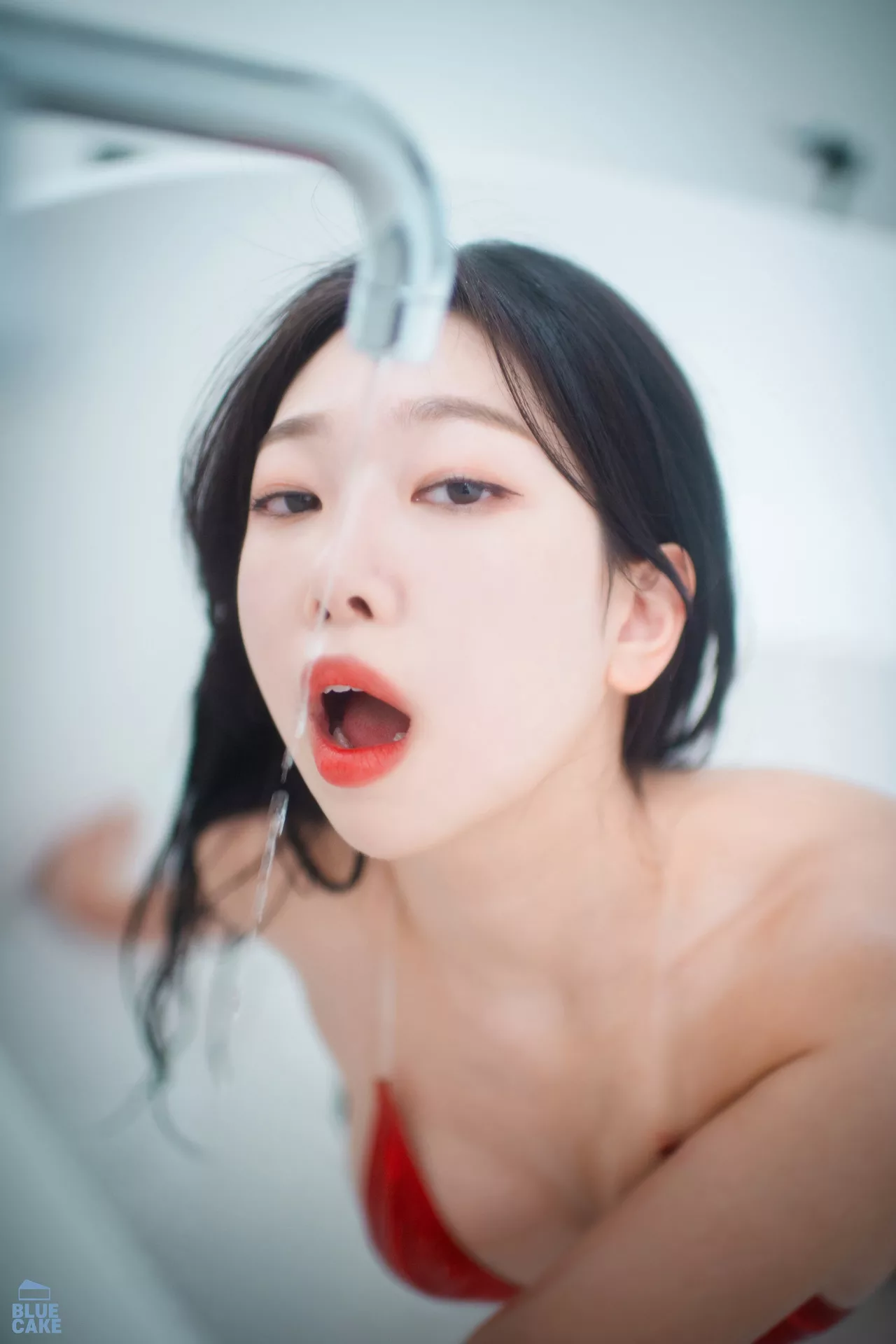 Shaany【BLUECAKE 南韩 丽人 全集修正 写真 Wet 蓝色蛋糕】