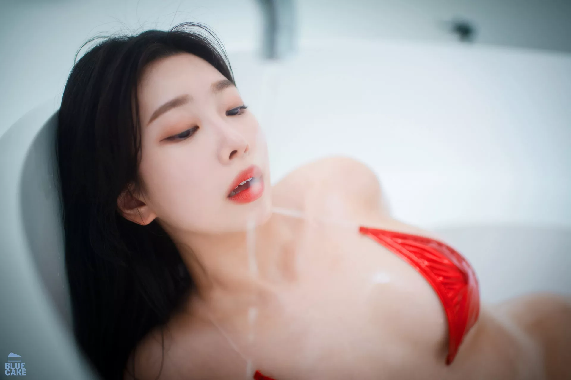 Shaany【BLUECAKE 南韩 丽人 全集修正 写真 Wet 蓝色蛋糕】