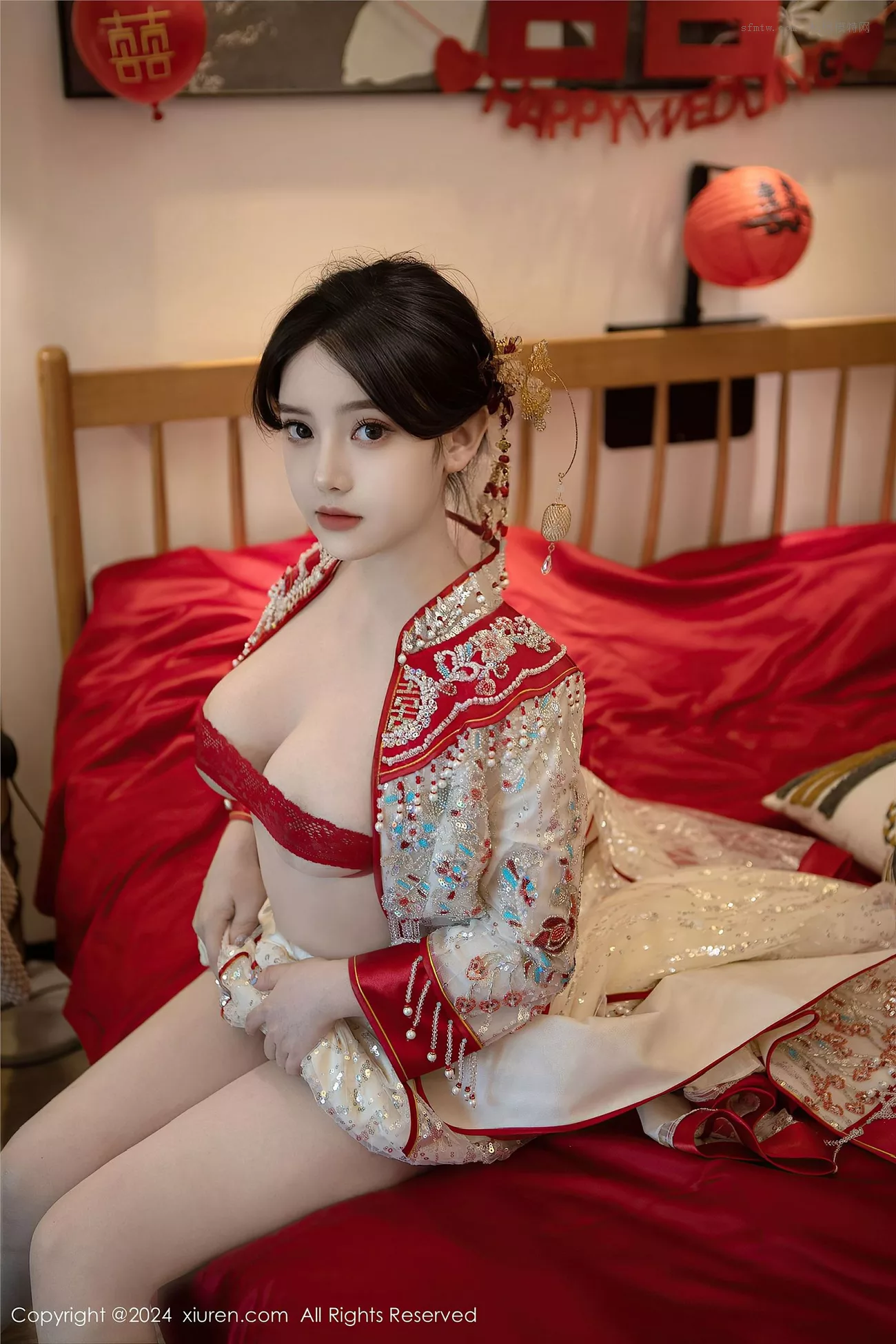 Vol.8780 豆瓣酱 【秀人】高画质像片
