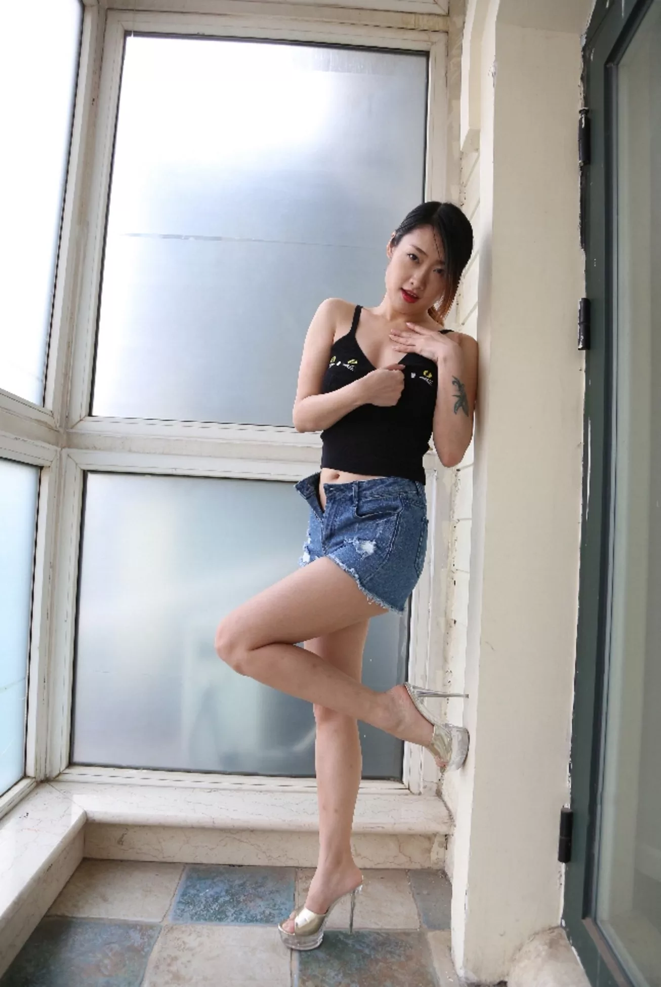裸模 裸模 菲菲 人体 人体 大尺度 组图 私房