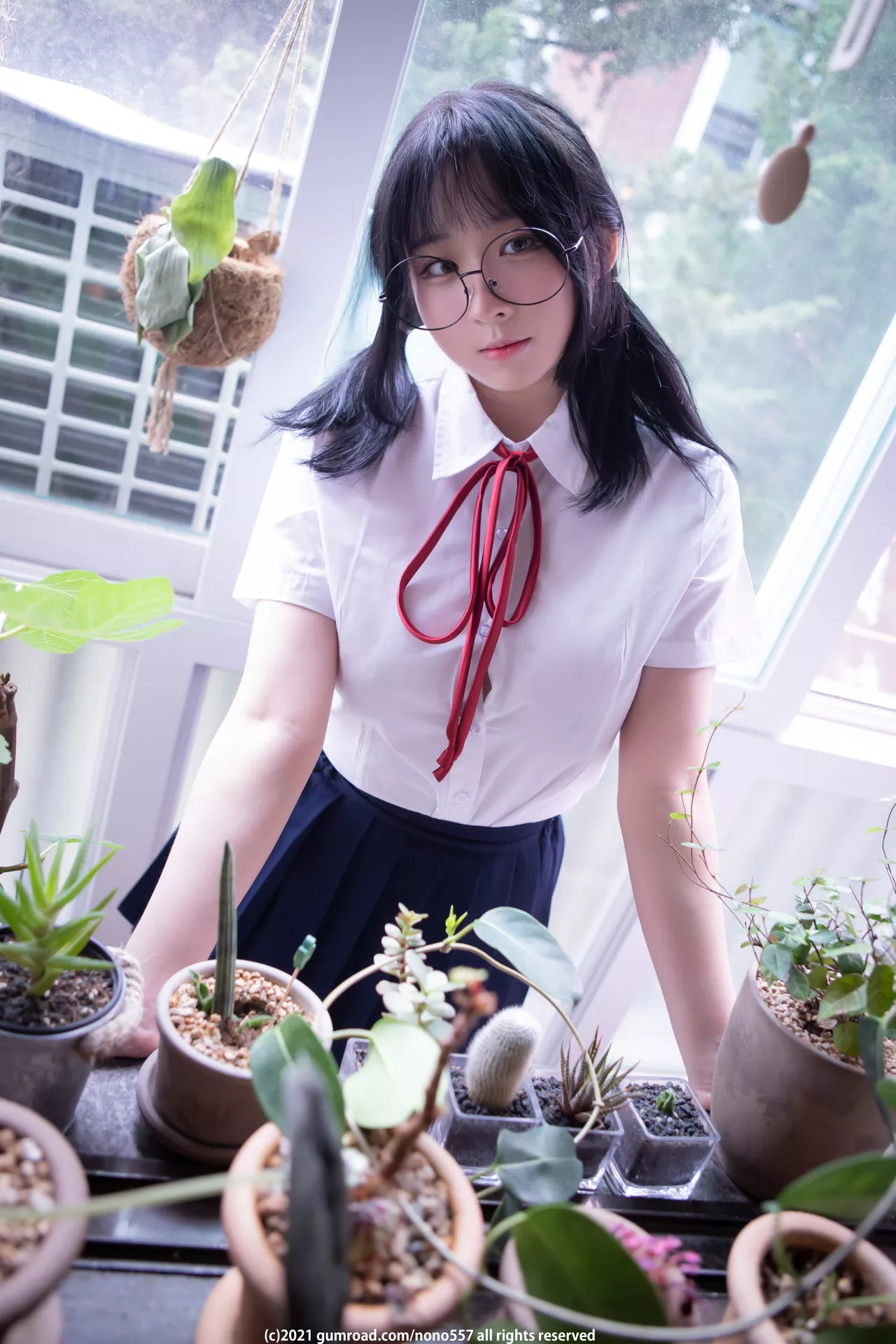 Girl Little Heihwa小女 (40P)