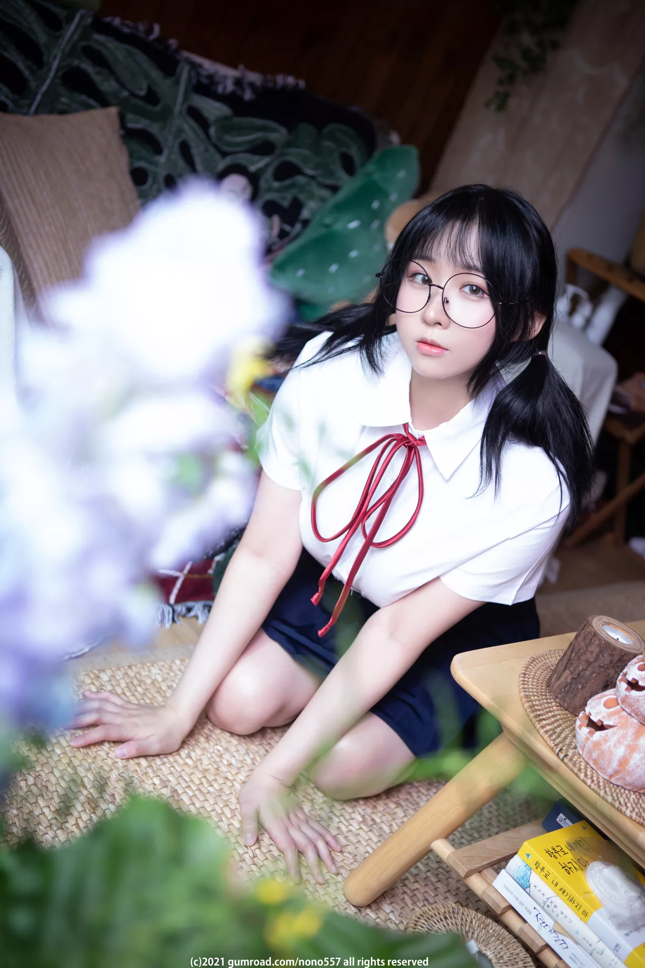 Girl Little Heihwa小女 (40P)
