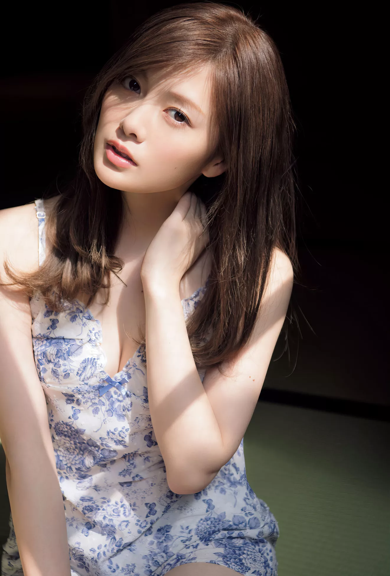 美女 ) 写真 日本 Mai ( Shiraishi FRIDAY VIP大图 白石麻衣