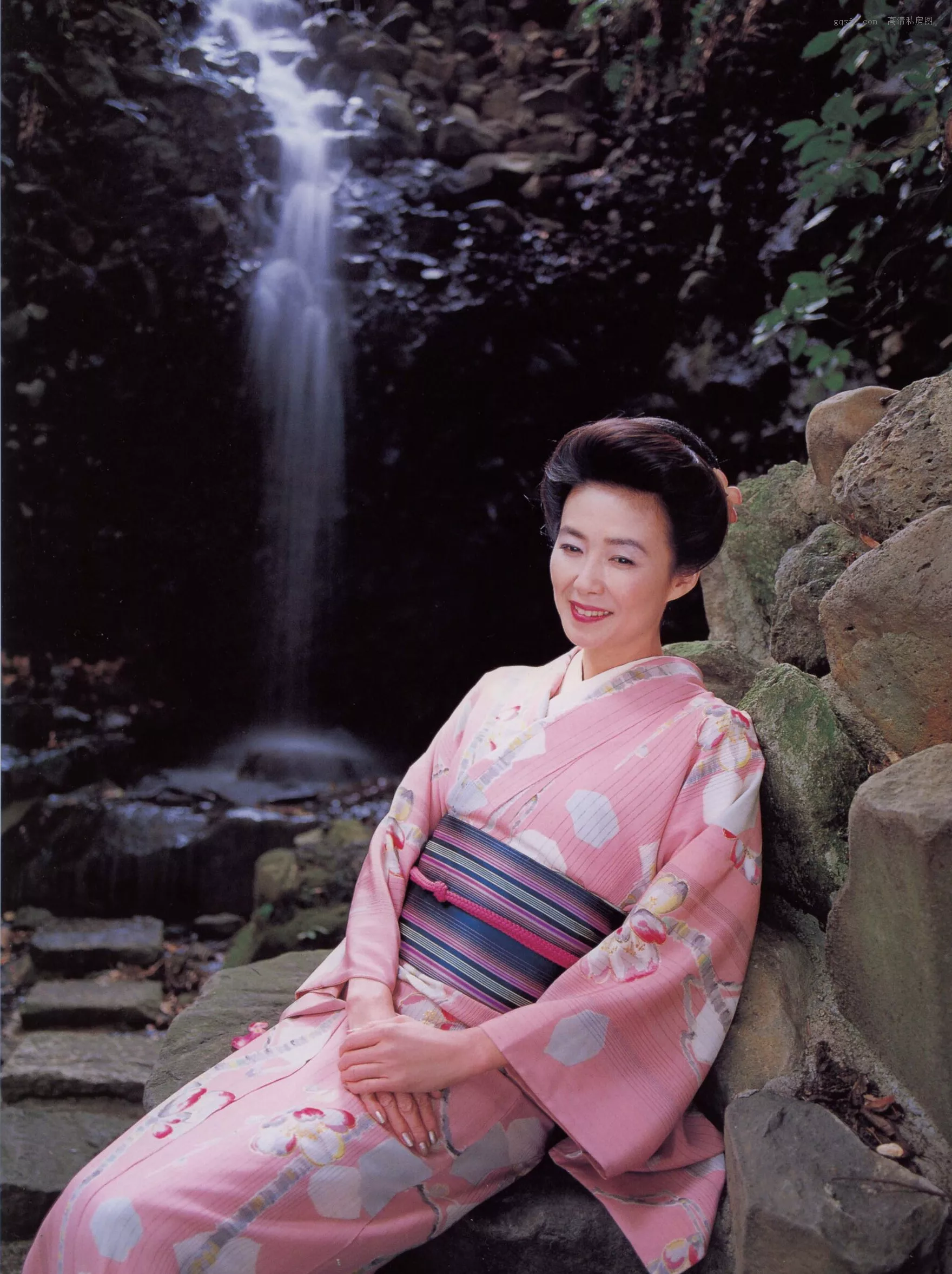 精选 超清写真摄影 2002.12 八人の汤 日本 女神