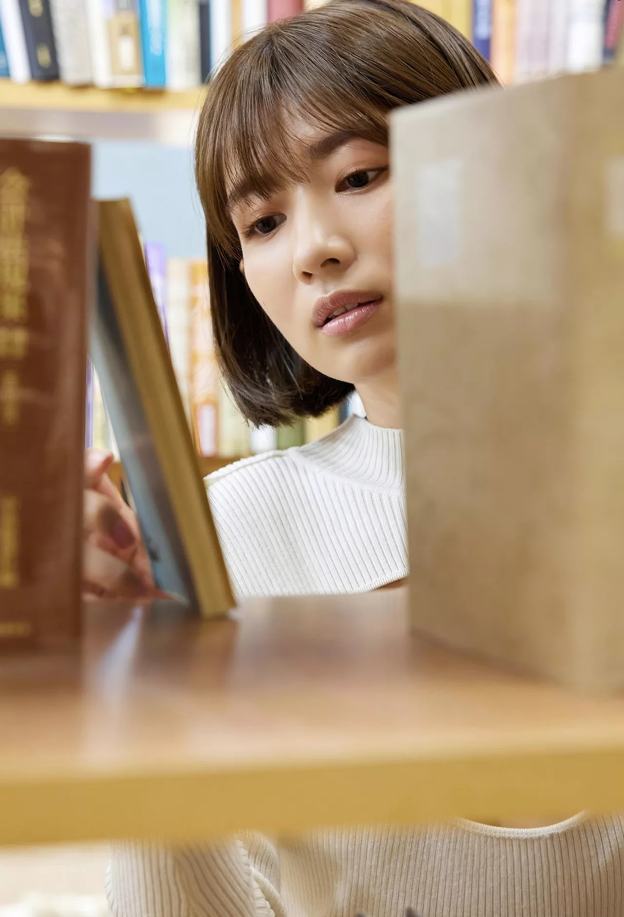 先生のこと、好きになってくれた Mai 石��真衣解禁摄影集 Ishioka