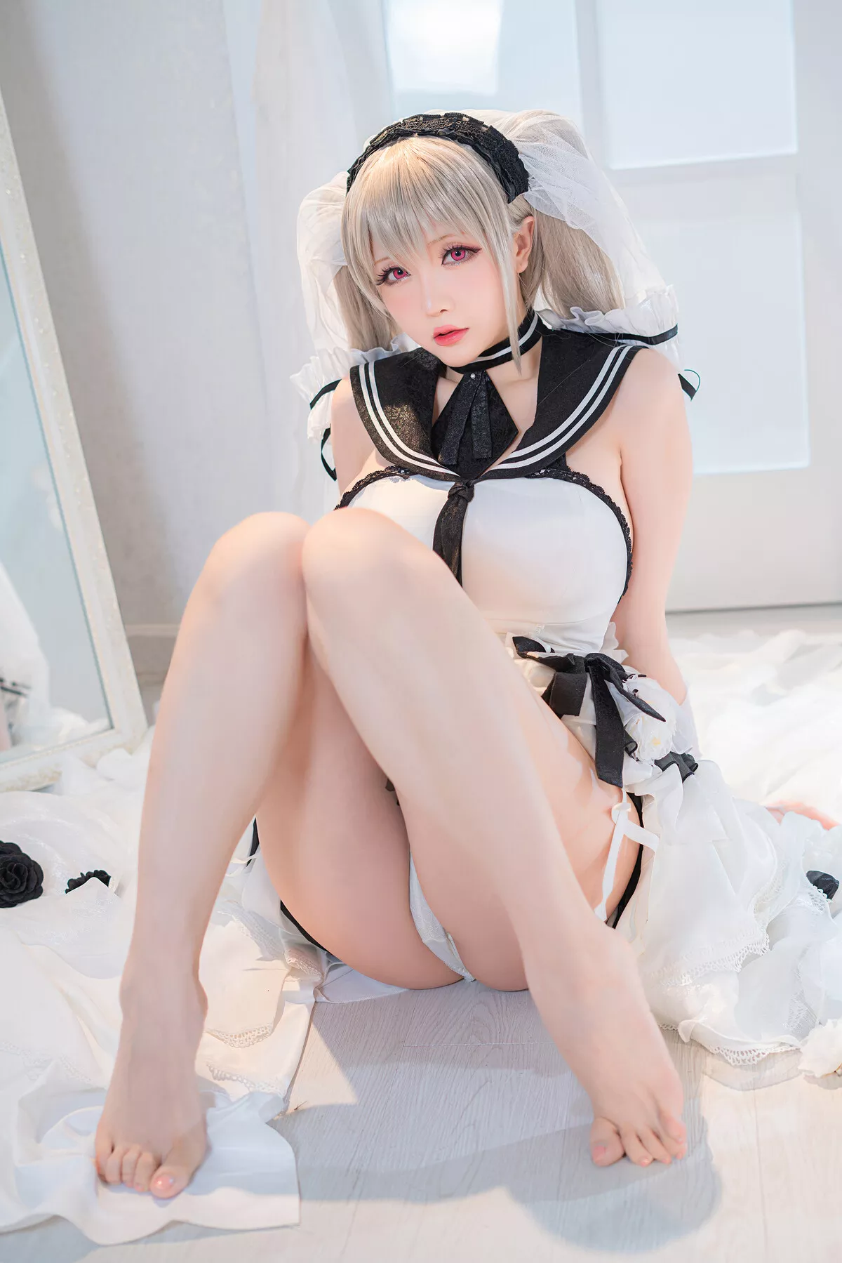 Cosplay 纯白と漆黑 女神 【Hoshilily 星之迟迟】 福利 可畏