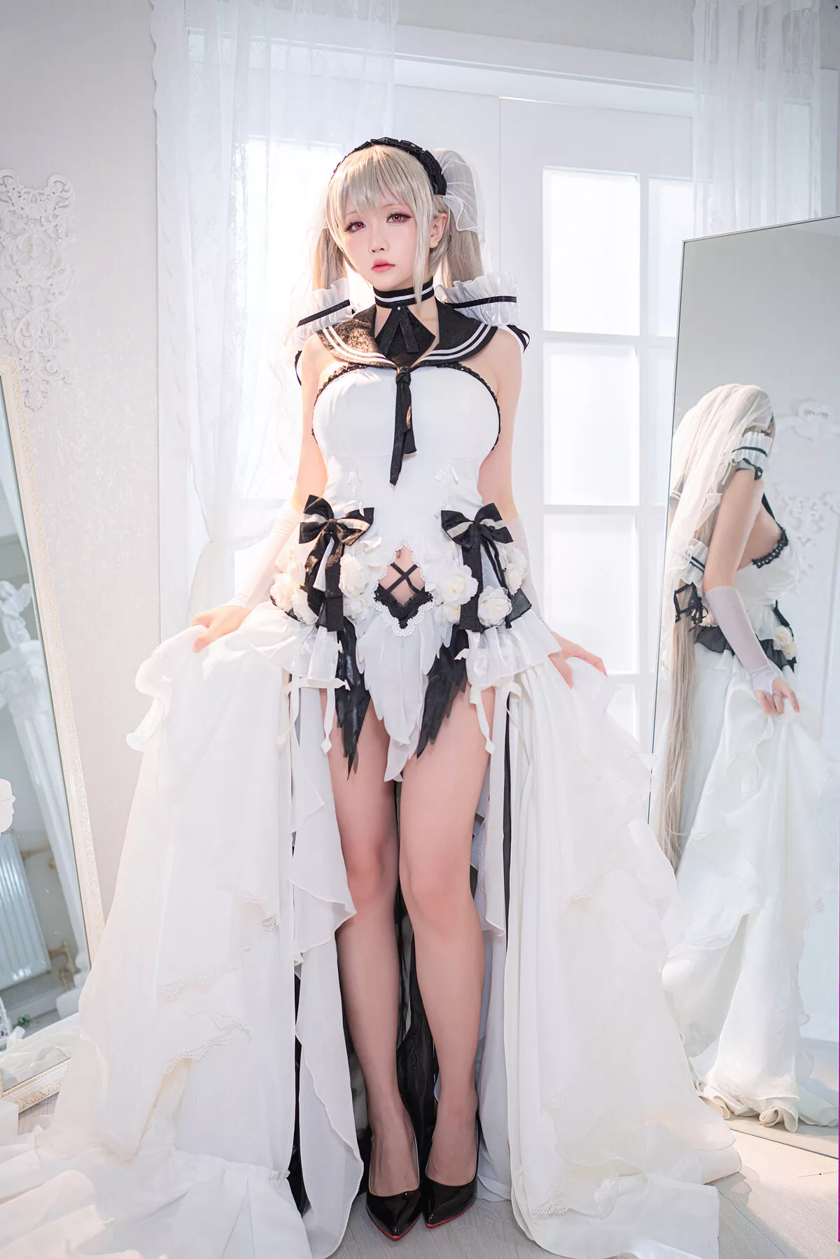 Cosplay 纯白と漆黑 女神 【Hoshilily 星之迟迟】 福利 可畏