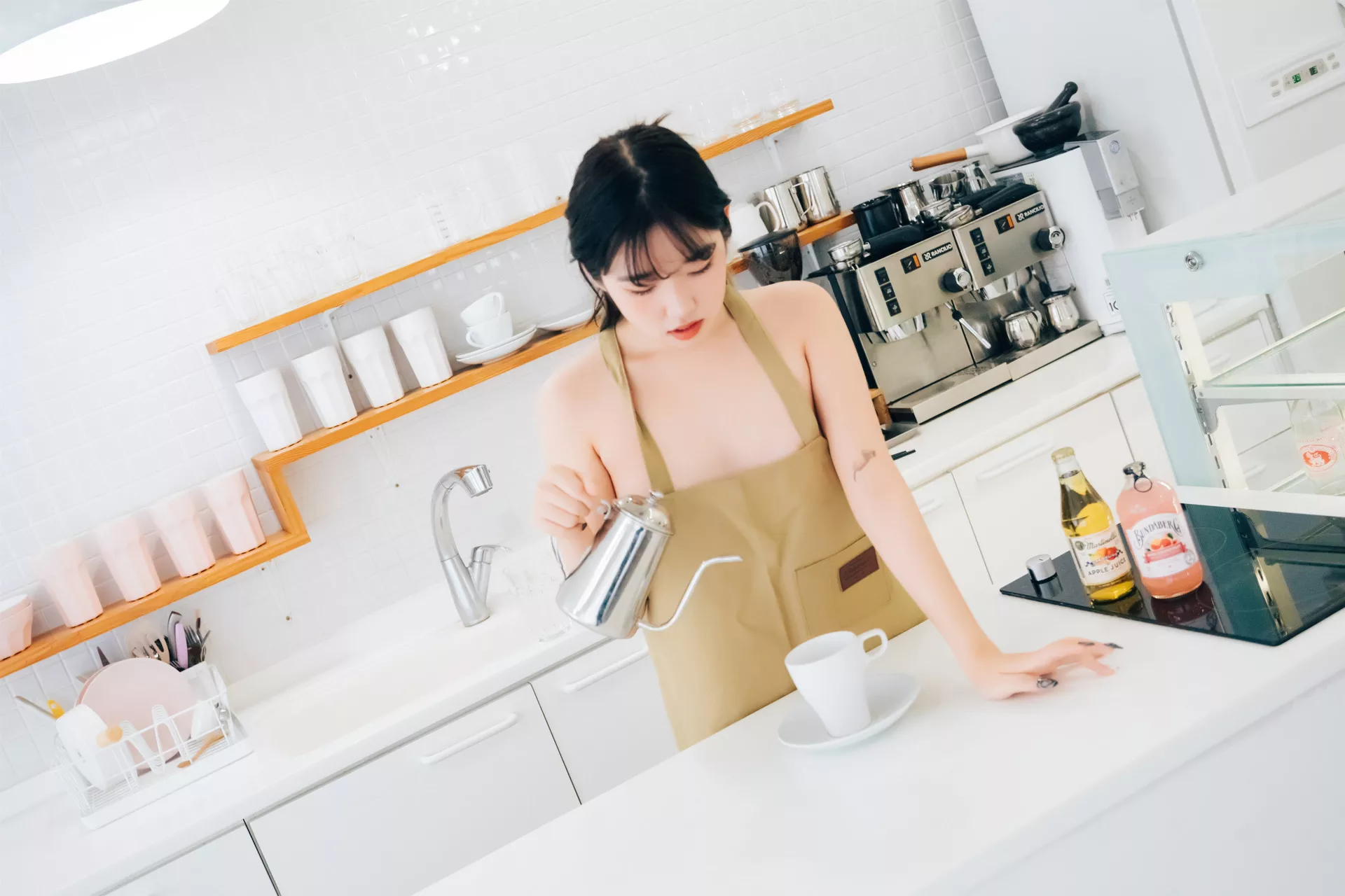艺术图】 全集修正 艺术图 Sonson 淫惰丫头 韩国 丽人 韩国 Nude 丽人 【Loozy Apron