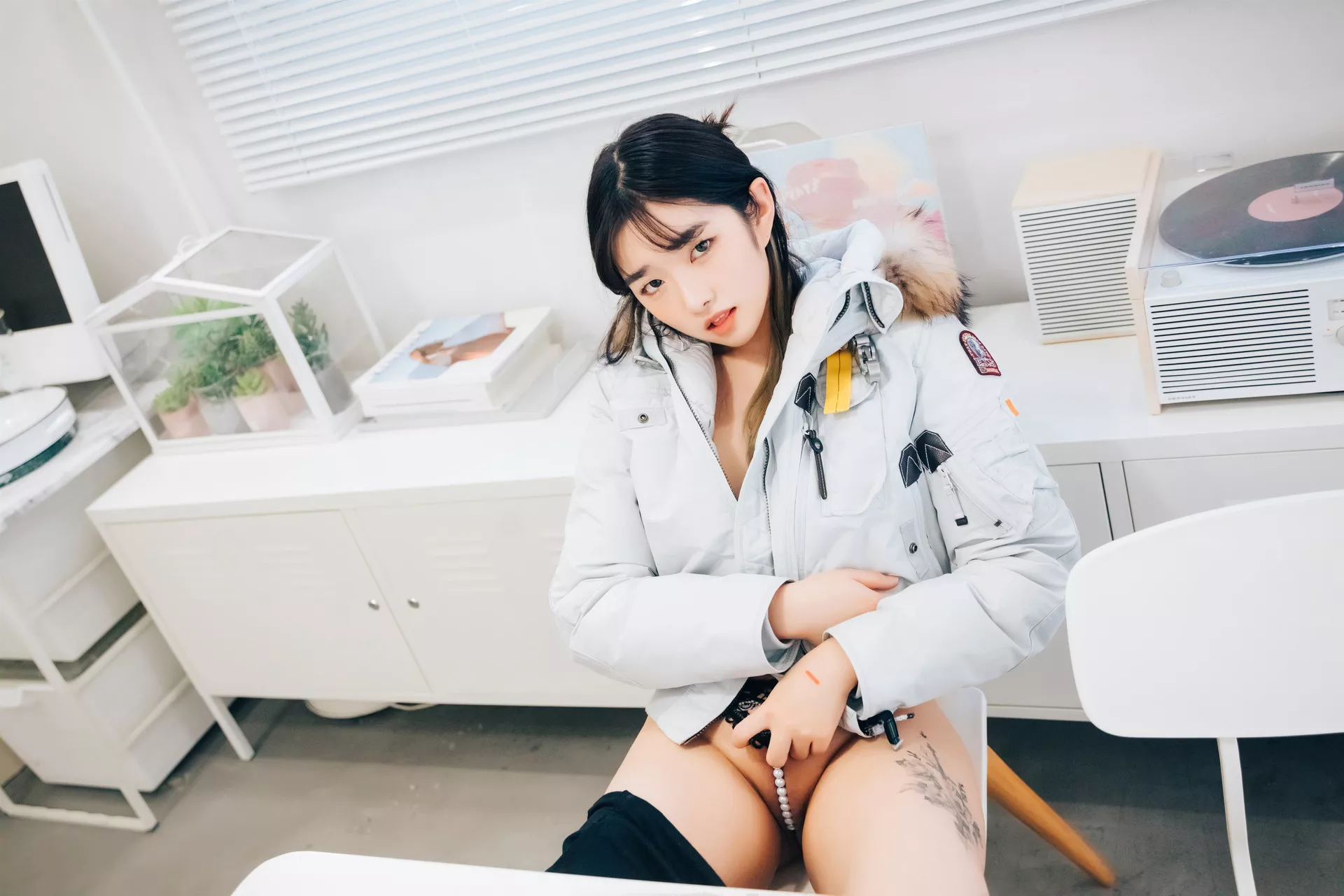 艺术图】 全集修正 艺术图 Sonson 淫惰丫头 韩国 丽人 韩国 Nude 丽人 【Loozy Apron